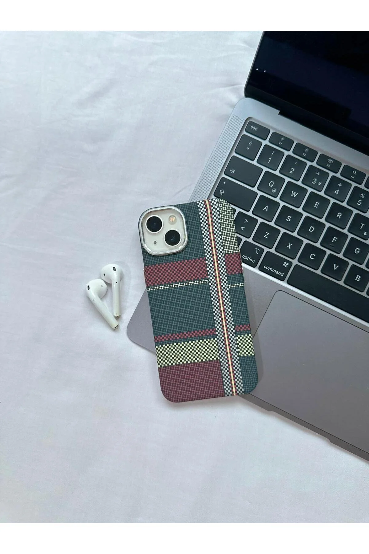 کاور و قاب کلیدهای فلزی سازگار با IPHONE 13 14 MAGSAFE CARBON طراحی گوشی PREMIUM SLOOPY