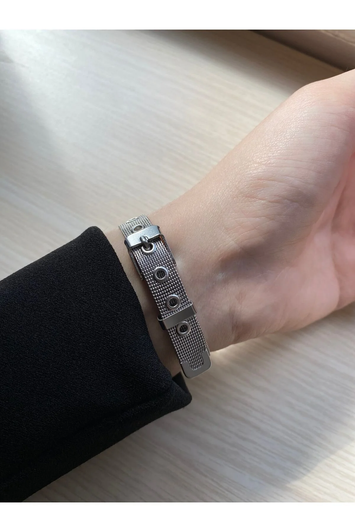ساعت مچی زنانه مشبک نقره ای مدل BB0054 QUARTZ