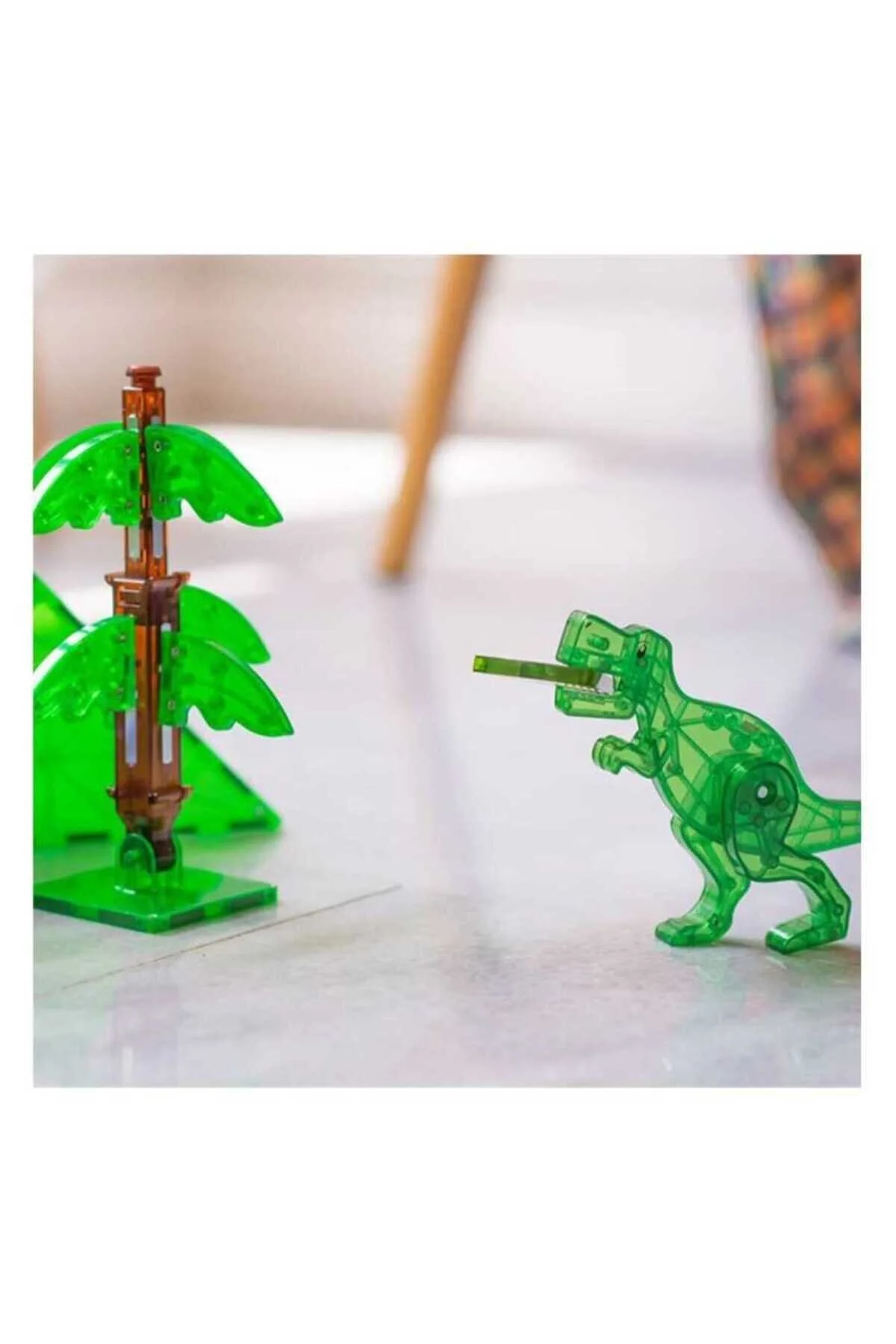 لگو و اسباب بازی های ساخت محور MAGNATILES DINOSAUR WORLD 50 PIECES XL 22850 از ترکیه Magna Tiles