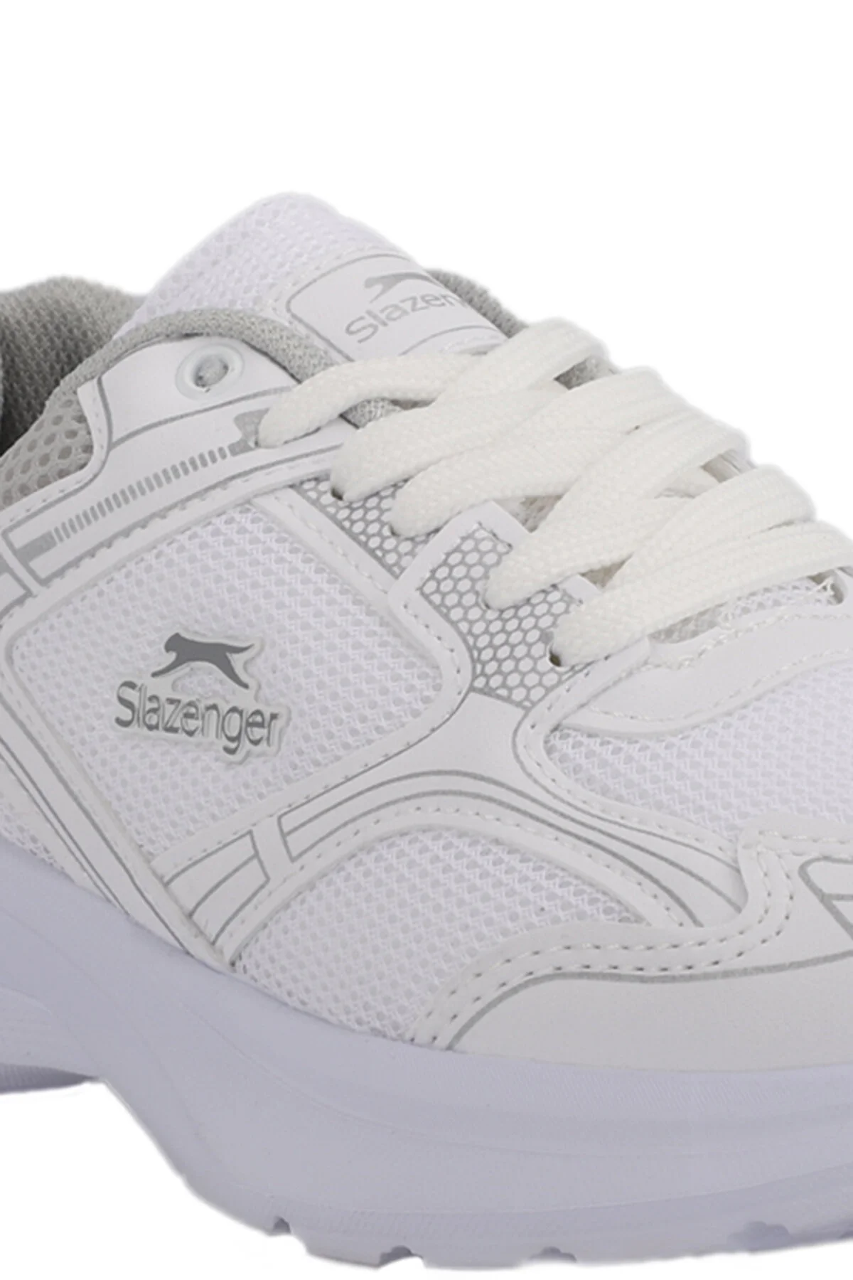 کفش زنانه زنانورزش و پیاده روی سفید 40 اسلازنگر Slazenger