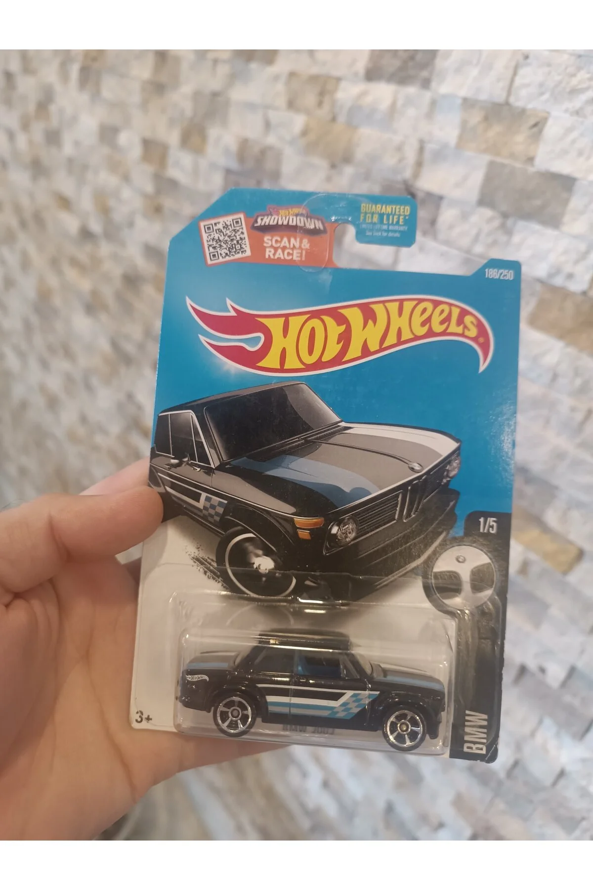 ماشین اسباب بازی BMW 2002 اورجینال HOT WHEELS
