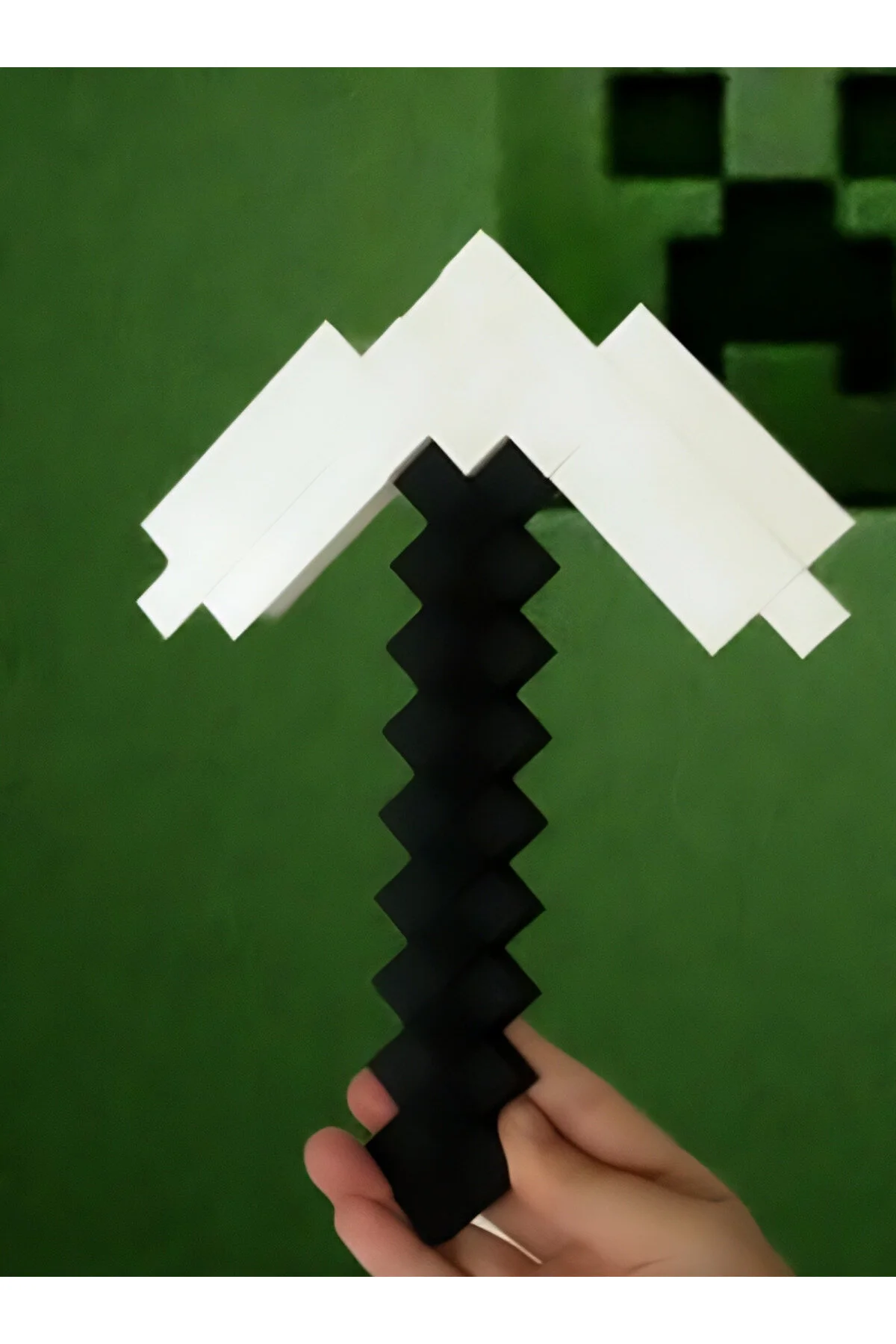 اسباب بازی های فیگور دیگر کلنگ الماس ماین کرافت 24 سانتی متری سیاه سفید 3d layer craft