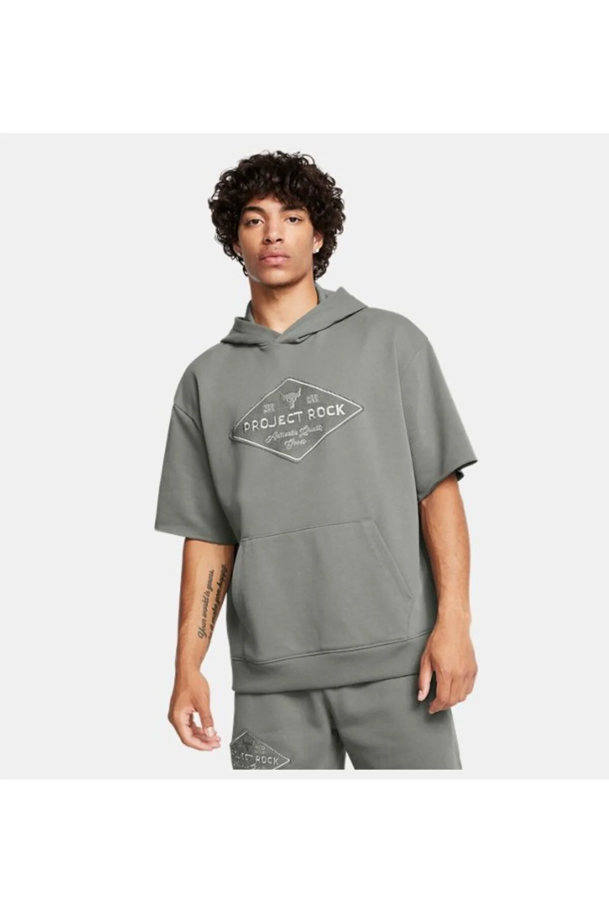 تی شرت مردانه UA PROJECT ROCK HEAVYWEIGHT SS HOODED TOOLS 709 آندر آرمور Under Armour