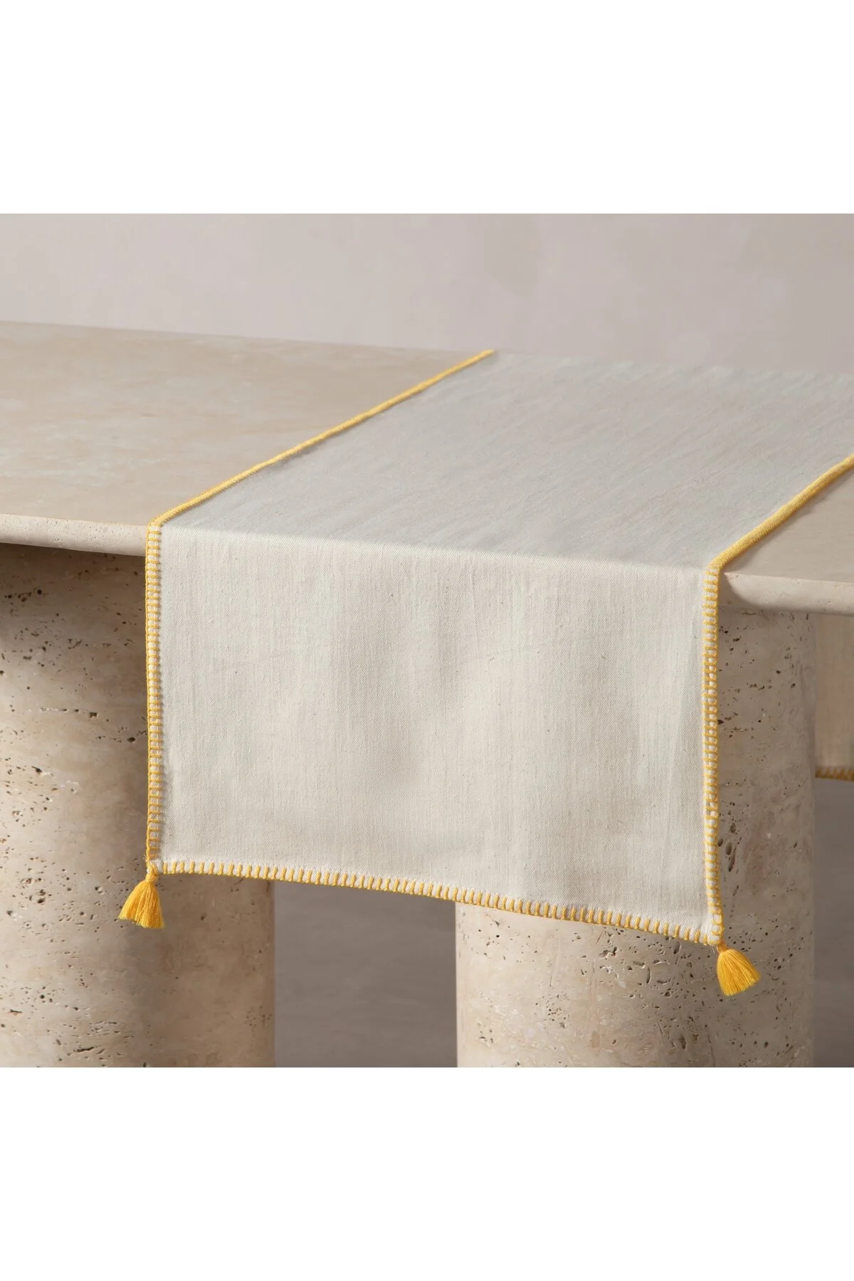 رانر و زیر بشقابی ORADEA TASSEL RUNNER HARDAL 45X145 Mudo Concept