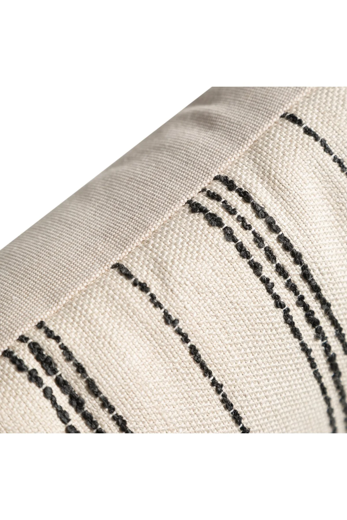 کوسن و کاور DANTE LINE CRUSH ECRU BLACK 30X50 Mudo Concept