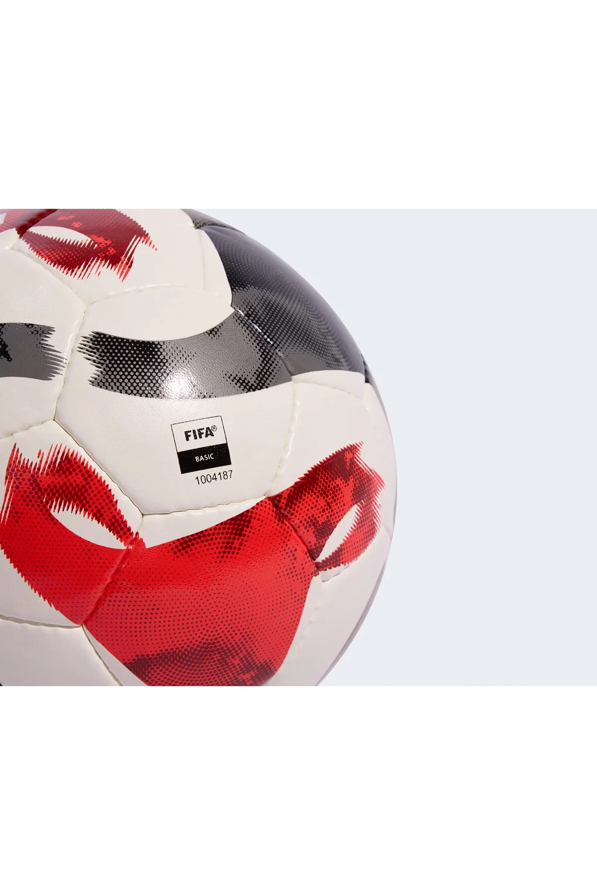 توپ فوتبال آدیداس مدل Tiro Match FIFA Basic