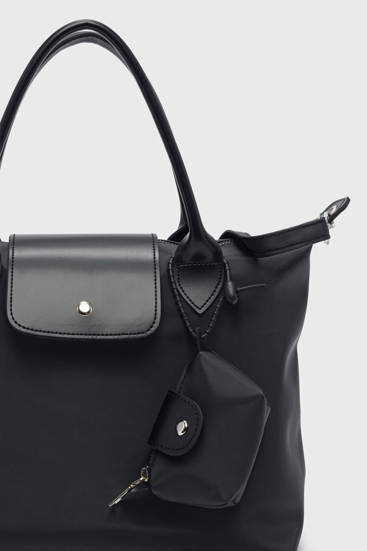 کیف شانه ای BOOSTER CHARM SHOULDER BAG BLACK Shule Bags