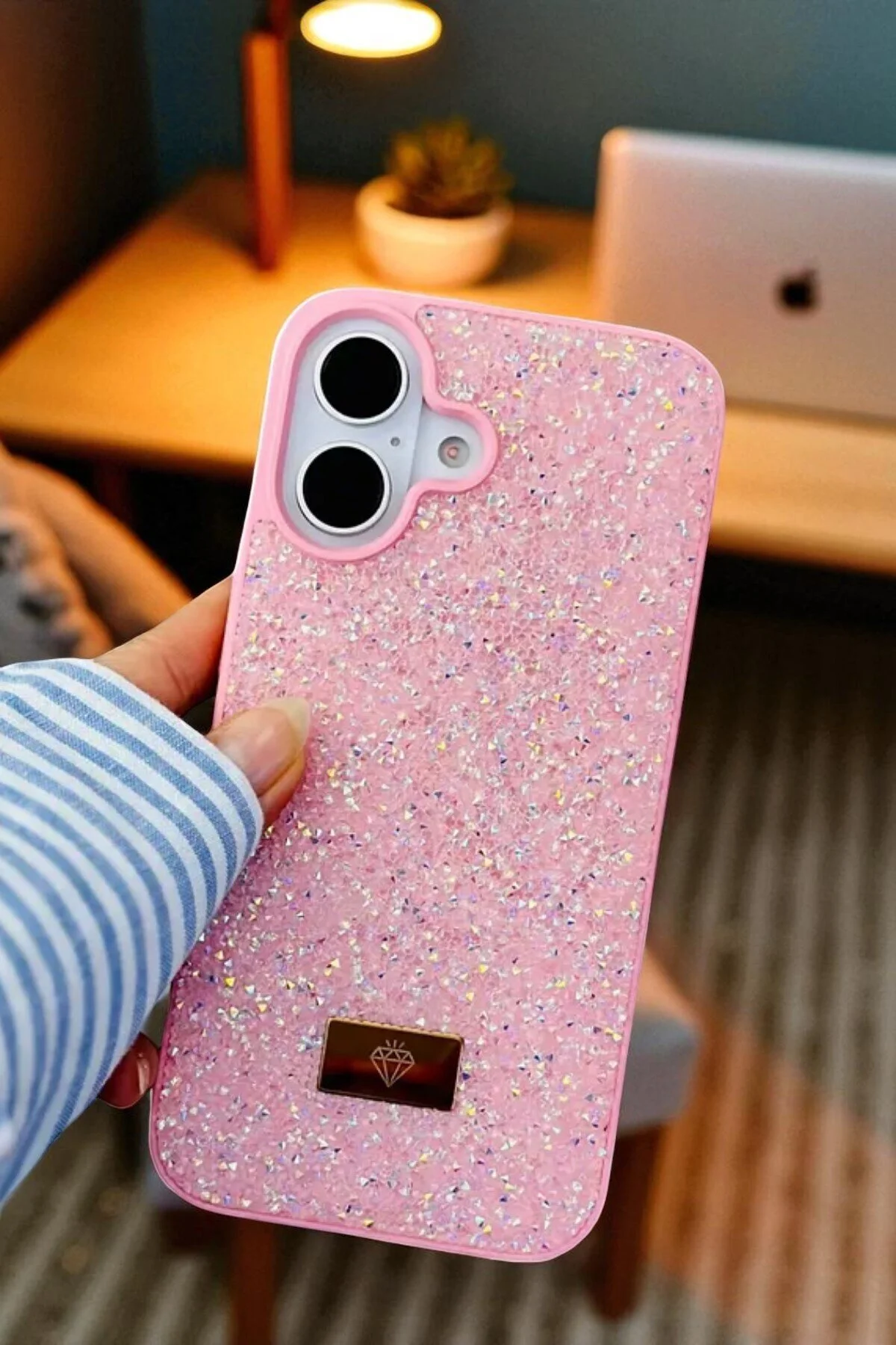 کاور و قاب APPLE IPHONE 17 سازگار – سیلیکونی نرم درخشان سنگ صورتی پوشش ضد ضربه KVK PRİVACY