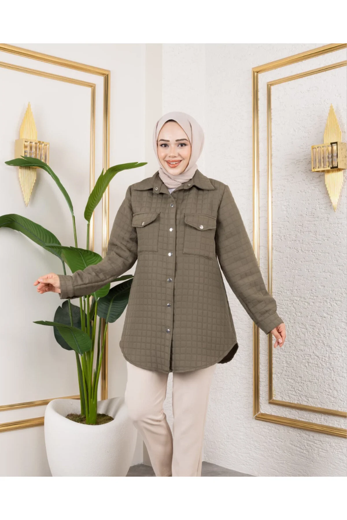 تونیک زنانه با جزئیات جیب و پارچه کاپیتونه رنگ هاکی Hb Harma Time Butik
