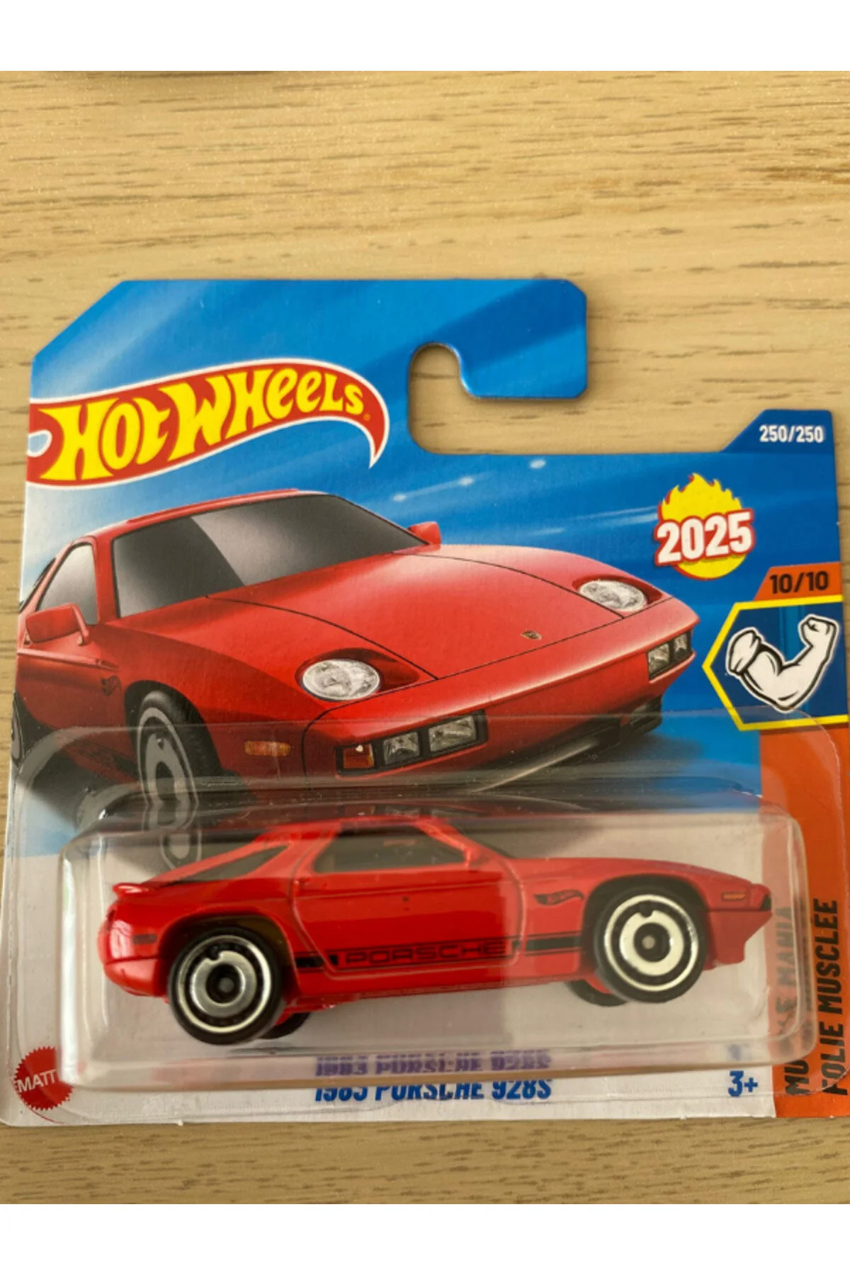 ماشین اسباب بازی پورشه 928S 1983 از ترکیه HOT WHEELS