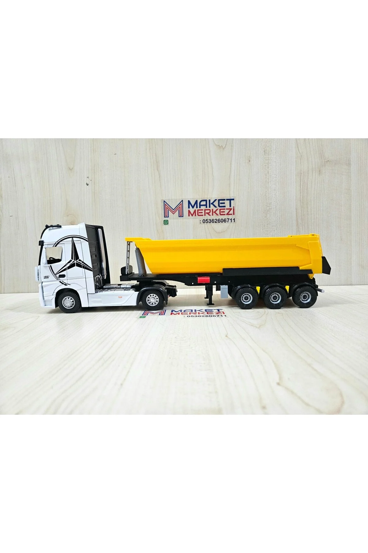 مدل خودرو 35 سانتی متر طول 1 36 MERCEDES ACTROS DUMP TRUCK MODEL نام نوشته شده سفید اورجینال Maket