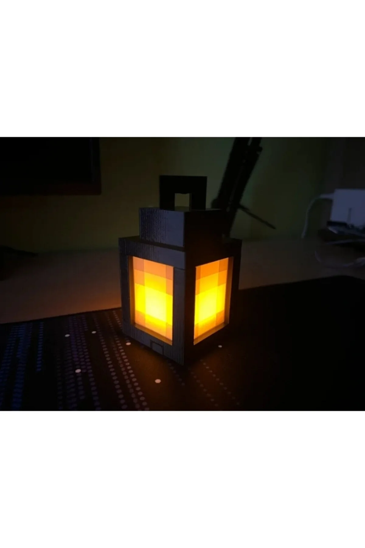 اشیاء دکوراتیو و مجسمه چراغ چایخوری در سبک MINECRAFT FLEXIS WE MAKE IT POSSIBLE FOR YOU