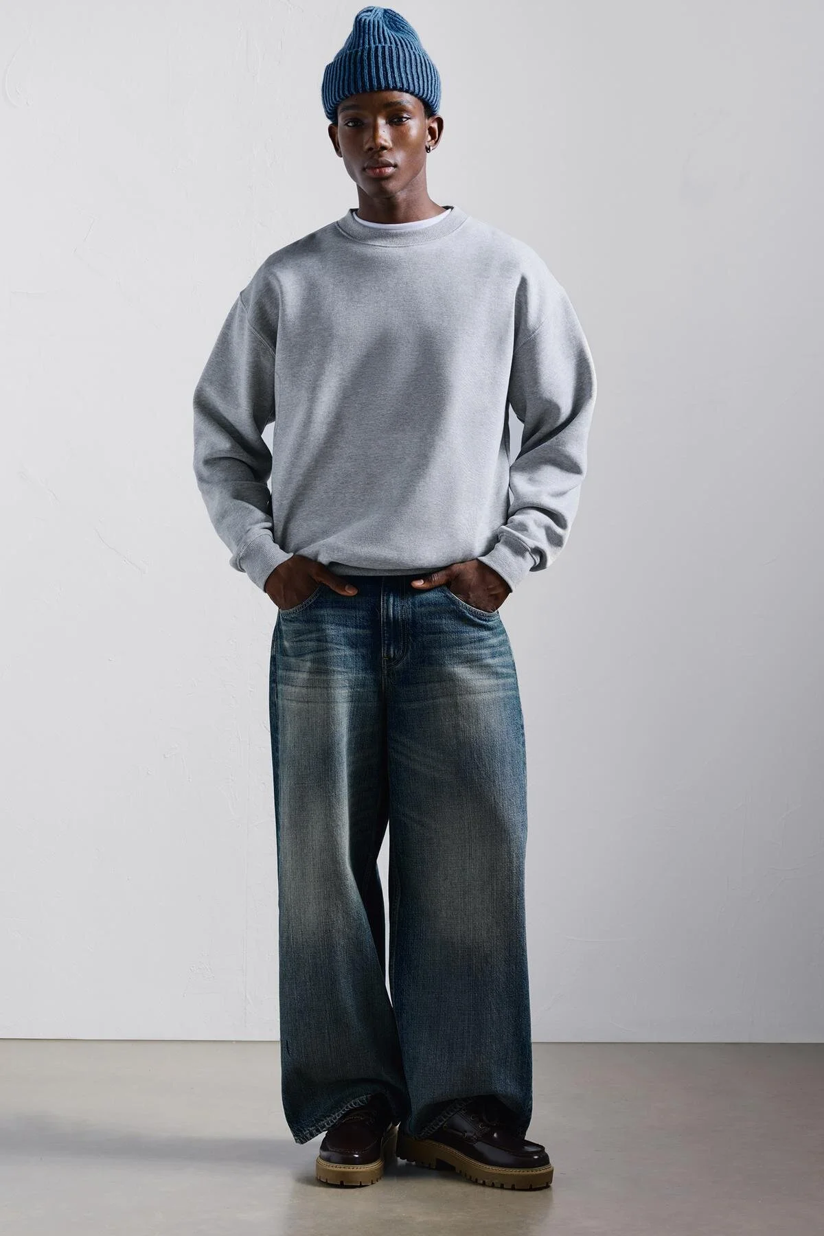 شلوار جین برش گسترده و مسطح Pull & Bear