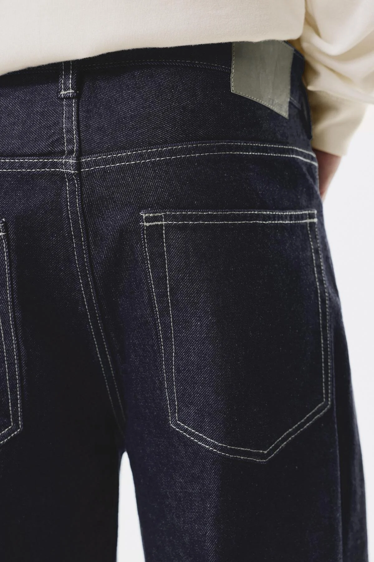 شلوار جین بریده فراوان اورجینال Pull & Bear
