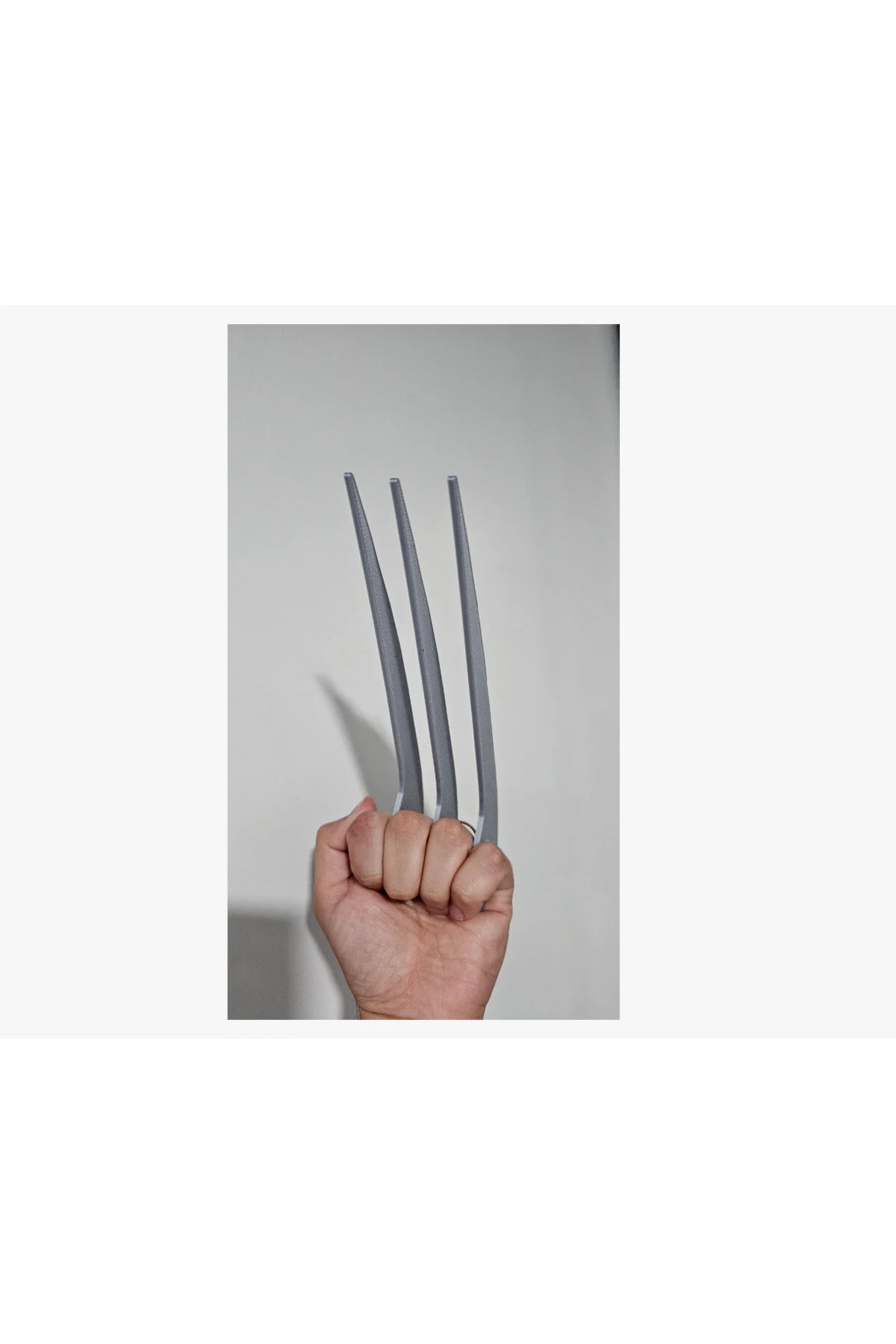 فیگور پنجه های ایکس من دست راست و چپ WOLVERINE اورجینال fly3d