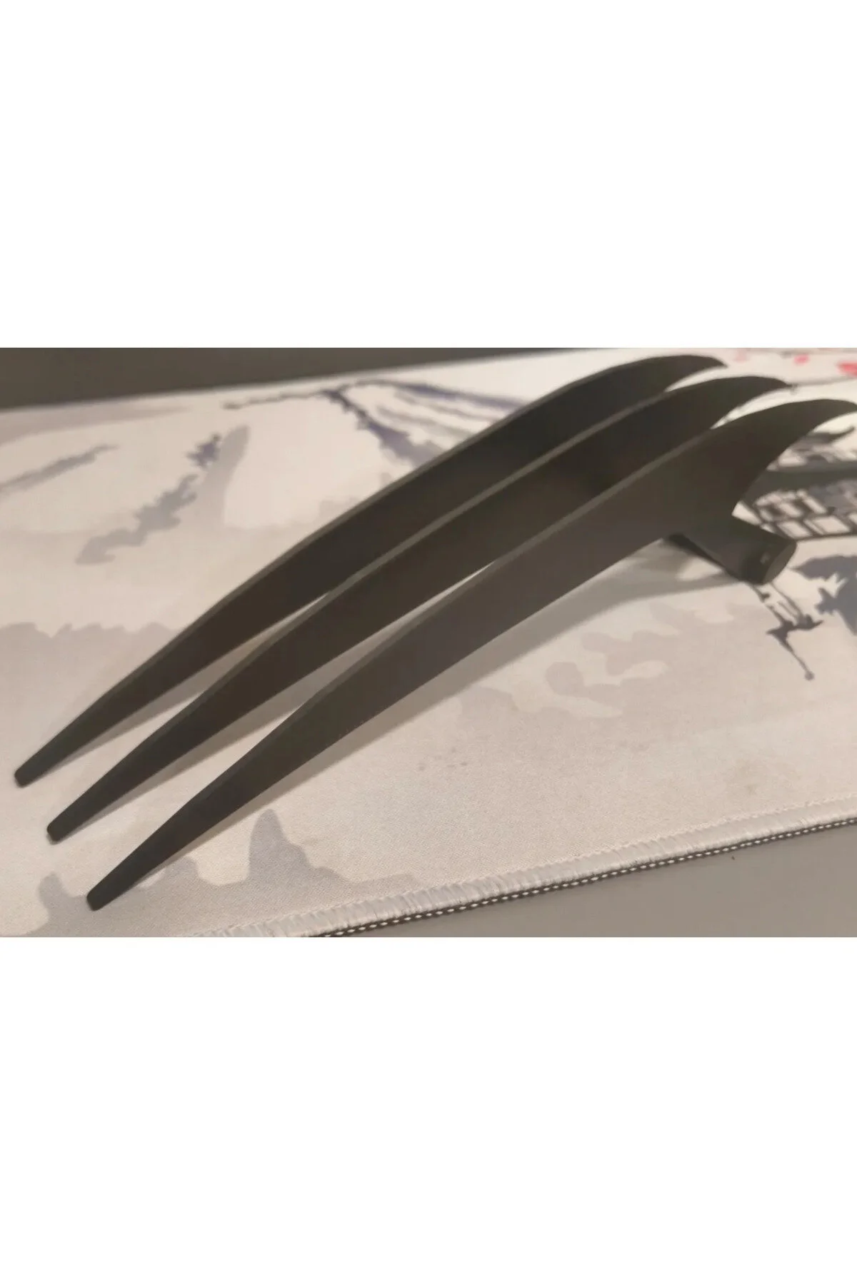 فیگور پنجه های ایکس من دست راست و چپ WOLVERINE اورجینال fly3d