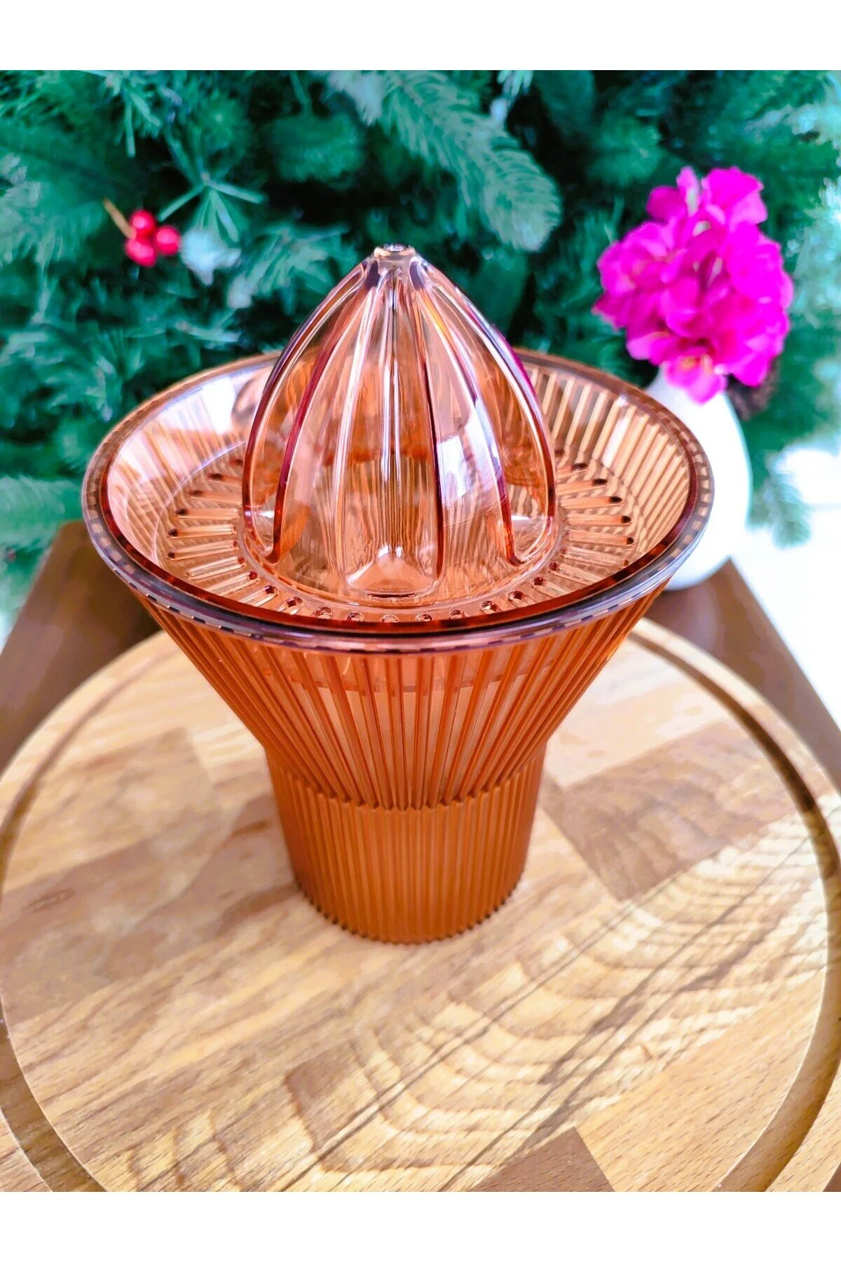 آب‌لیموگیری فشار مرکبات هنریک رنگ کهربا Madame Coco