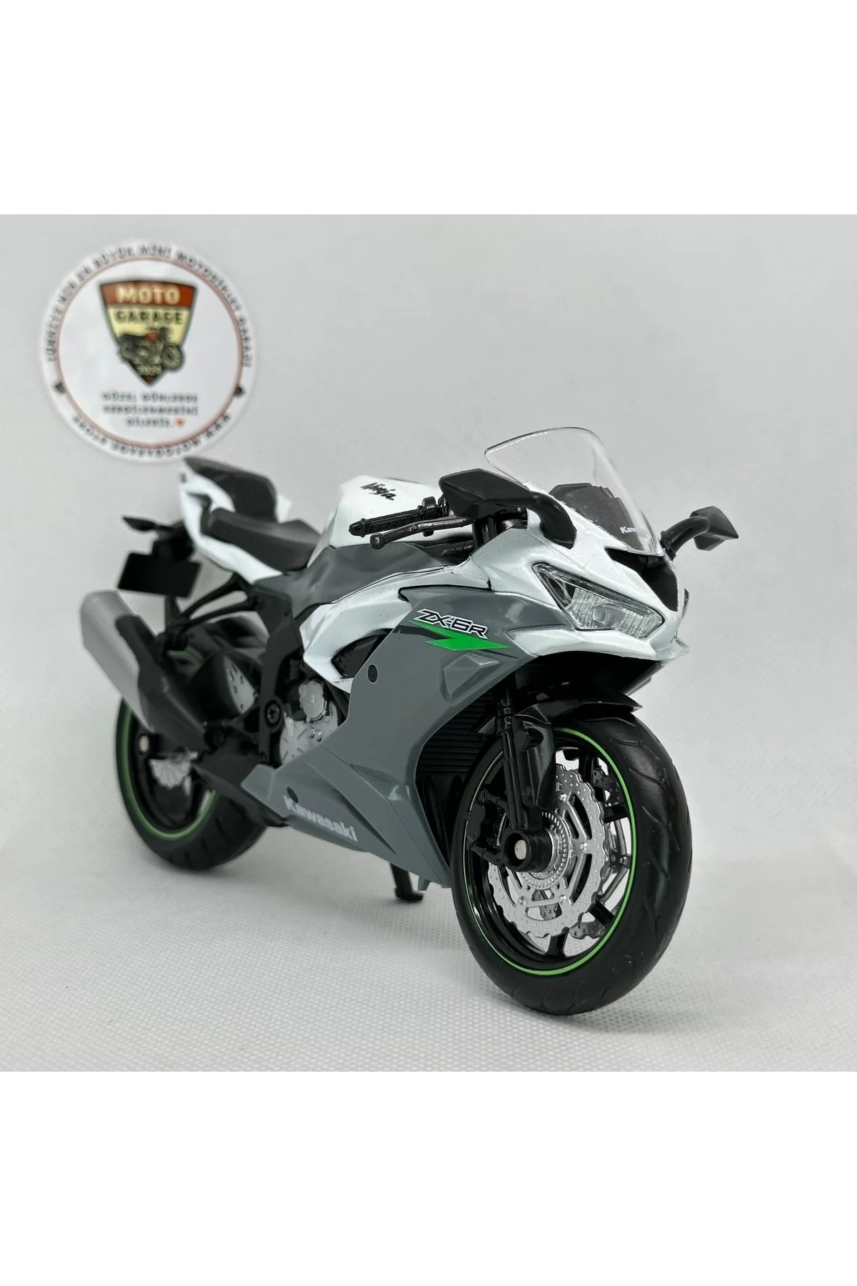 مدل خودرو موتورسیکلت KAWASAKI NINJA ZX 6R 1:12 DIECAST – اسباب بازی و مجسمه فلزی مجاز اورجینال RMZ City