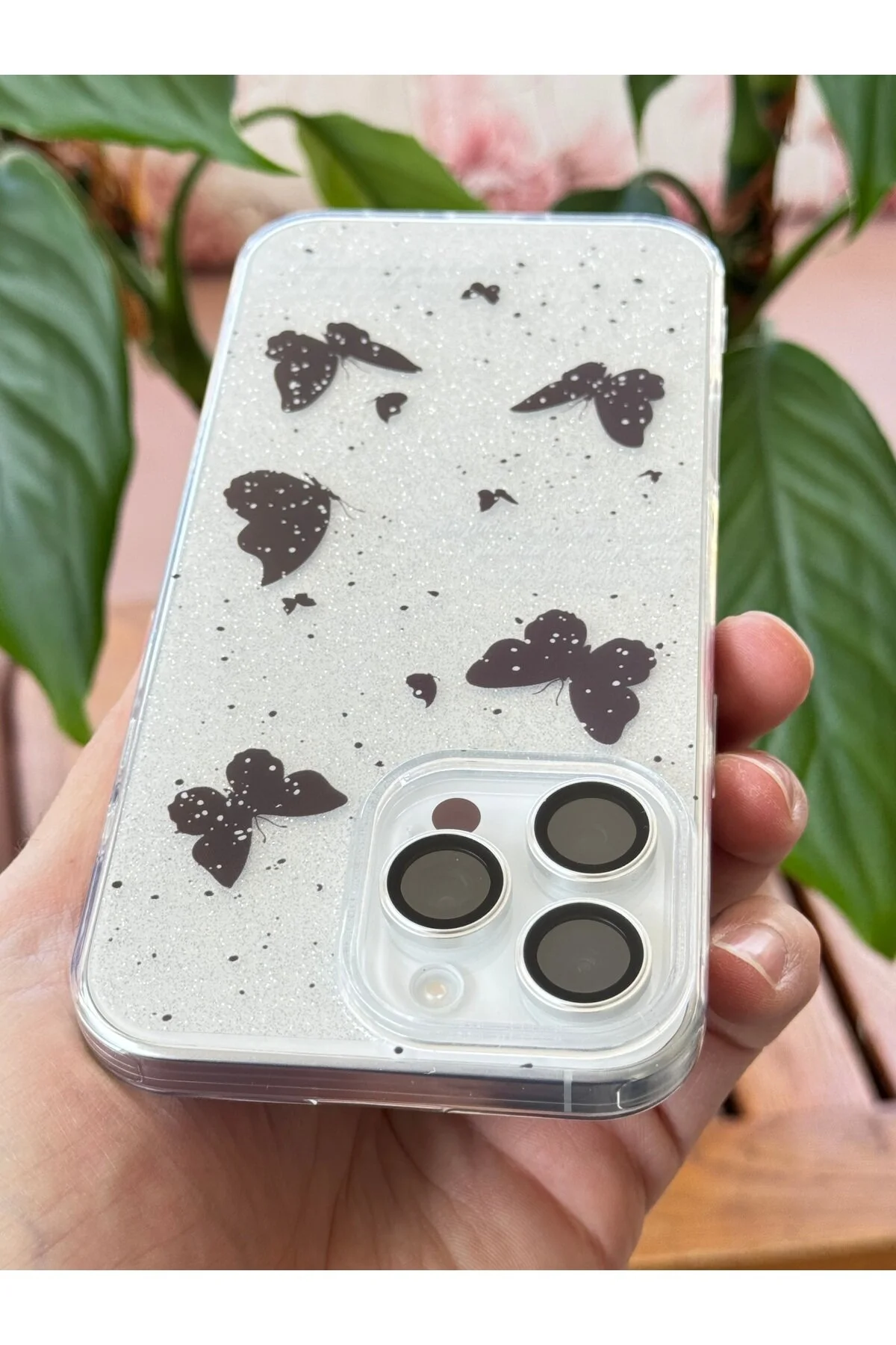 کاور و قاب سازگار APPLE IPHONE 13 PRO MAX با طرح پروانه ای نقره رنگی براق ضربه گیر فیبکس Fibaks