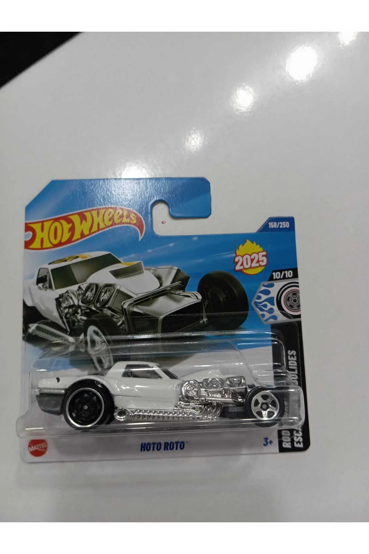 ماشین اسباب بازی کیس هوتو روتو سفید 2025 P از ترکیه HOT WHEELS