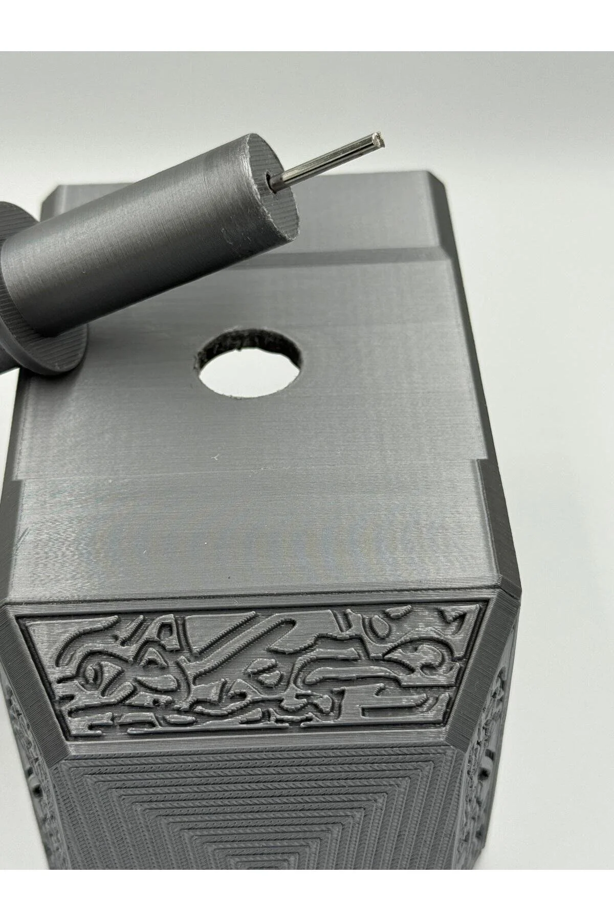 فیگور MJOLNIR THOR HAMMER METAL REINFORCED FIGUR AVENGERS 500 گرمی از ترکیه Goplast Premium