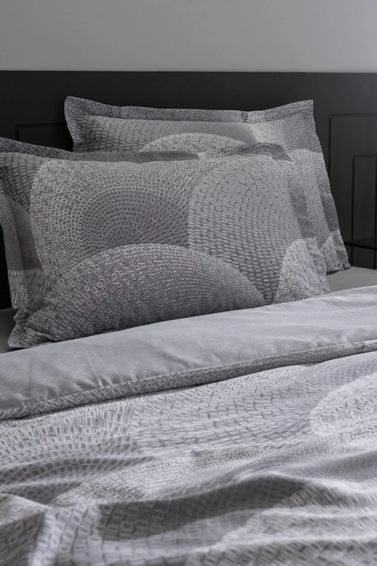 کاور لحاف دو نفره فصل جدید ROCHELLE KING YOU 100 ٪ پنبه چاپ شده SATIN DUVET COVER خاکستری Madame Coco