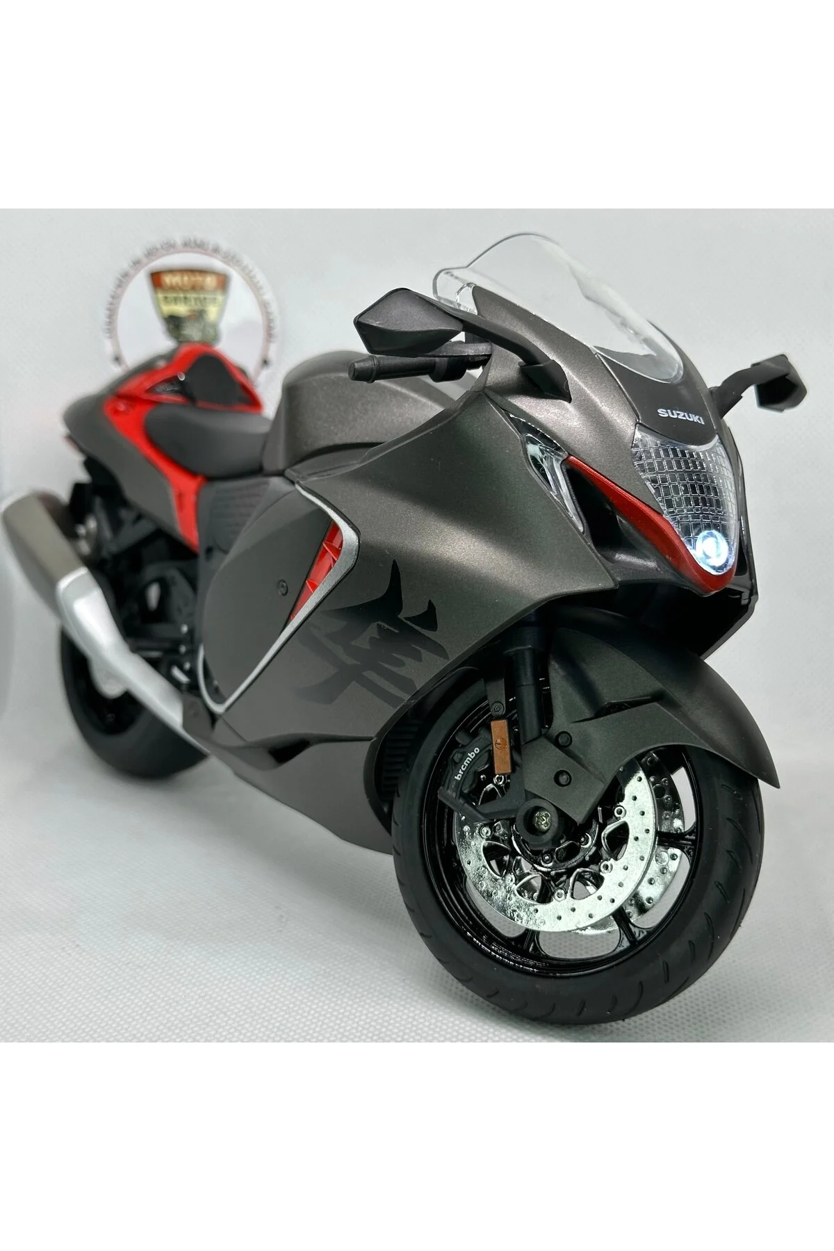مدل خودرو SUZUKI HAYABUSA 1:9 LIGHTED DIECAST MOTORCYCLE MODEL – دارای مجوز اسباب بازی فلزی از ترکیه WELLY