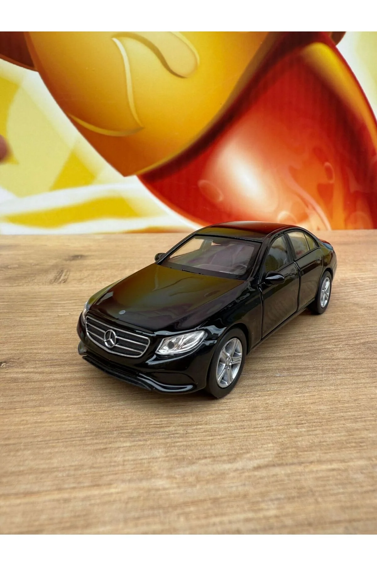 ماشین اسباب بازی مرسدس بنز E400 4 MATIC DIECAST مدل E کلاس مشکی scntoys