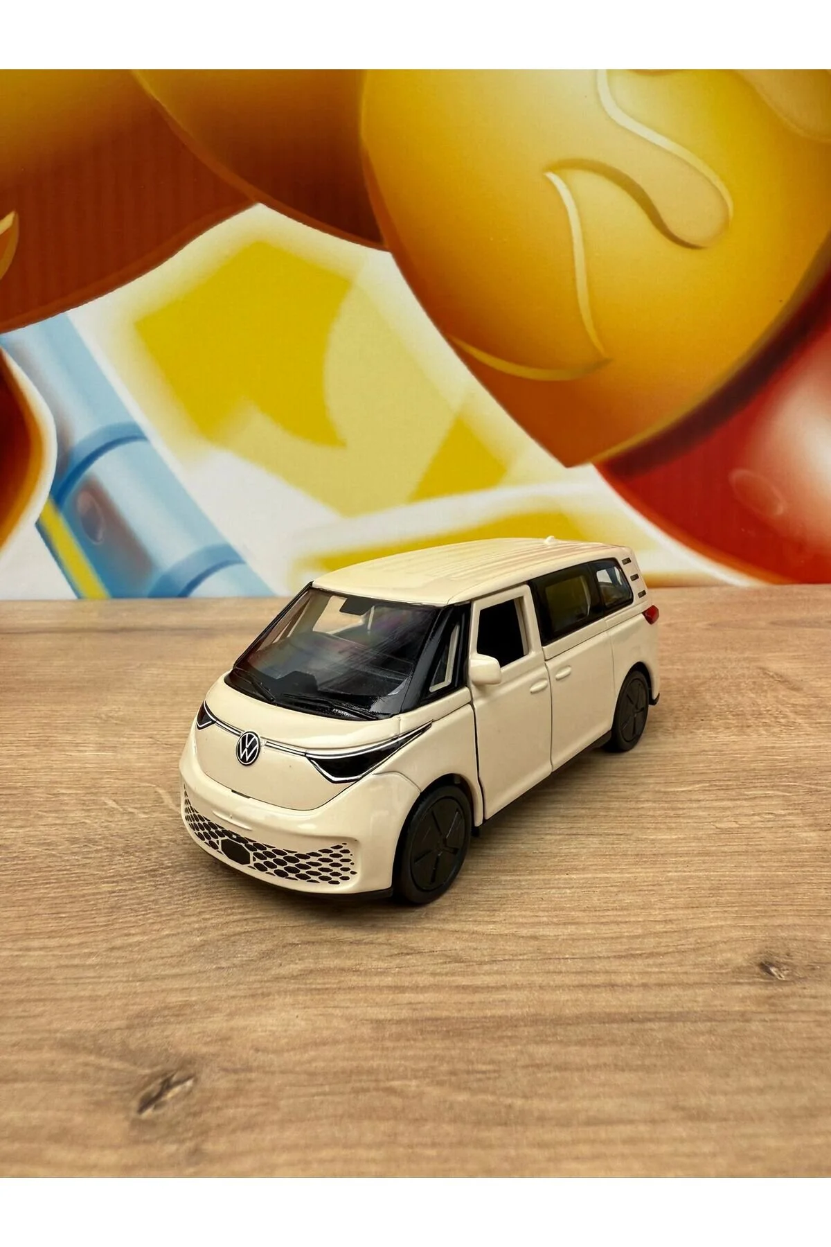 ماشین اسباب بازی WELLY VOLKSWAGEN ID.BUZZ CREAM DIECAST METAL CAR TOY MINIBUS TRANSPORTER scntoys