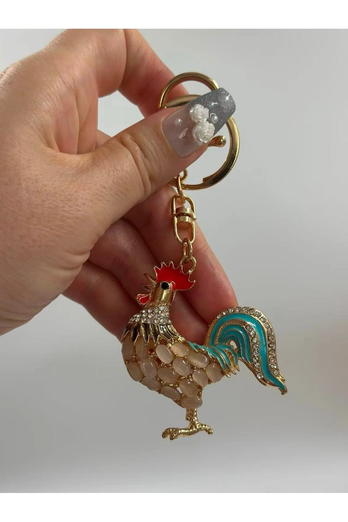جلیقه کلید جاکلیدی فلزی با فیگور خروس سنگی رنگی MD Moda Accessories