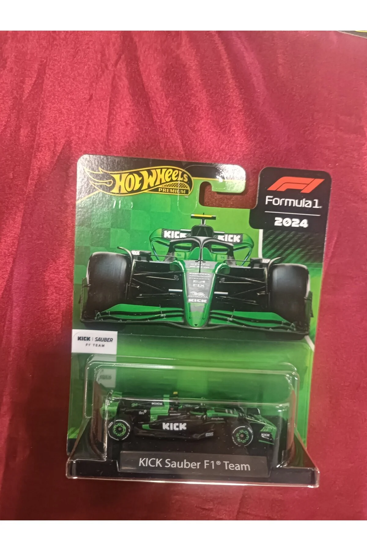 ماشین اسباب بازی ضربه زدن به SAUBER F1 TEAM 24 از ترکیه HOT WHEELS