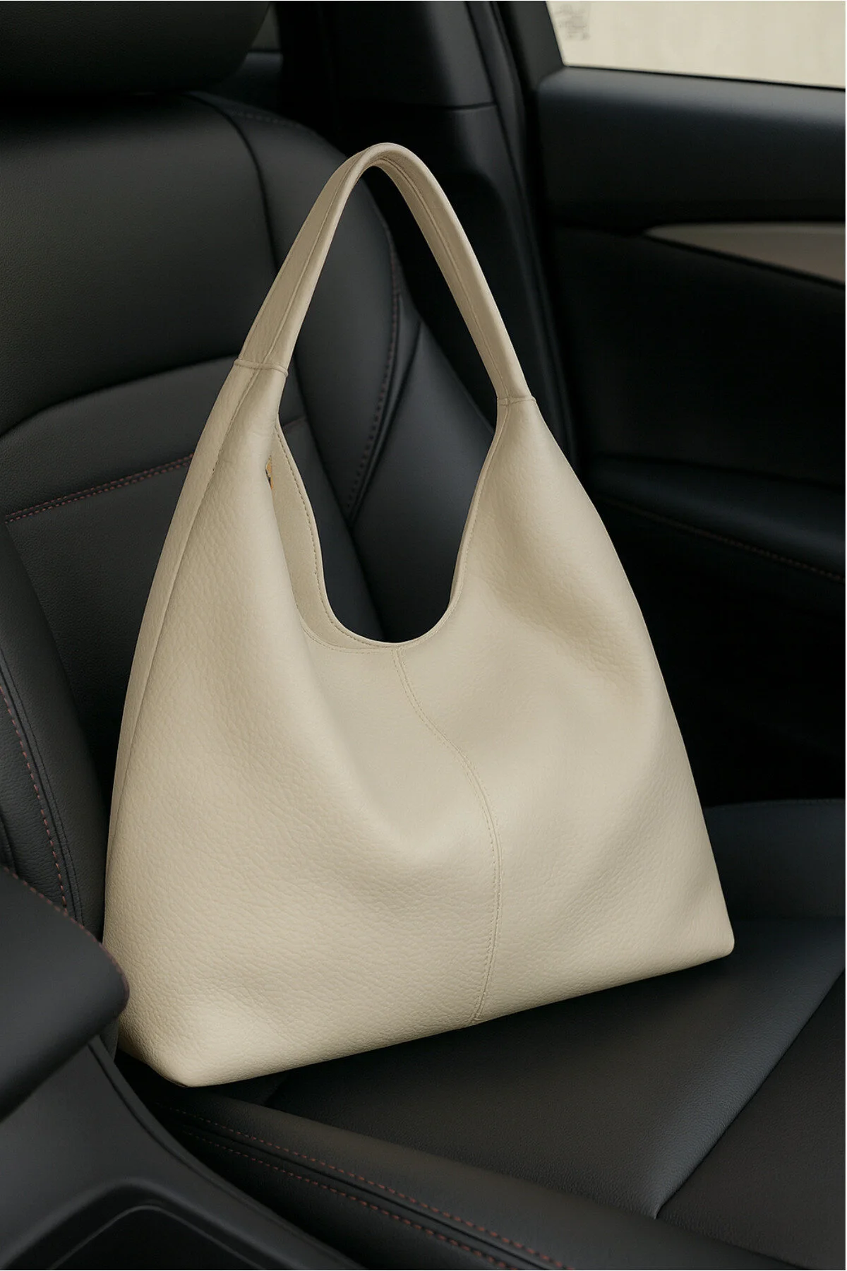 کیف شانه ای زنانه با بافت نرم و بزرگ Adelina Bags