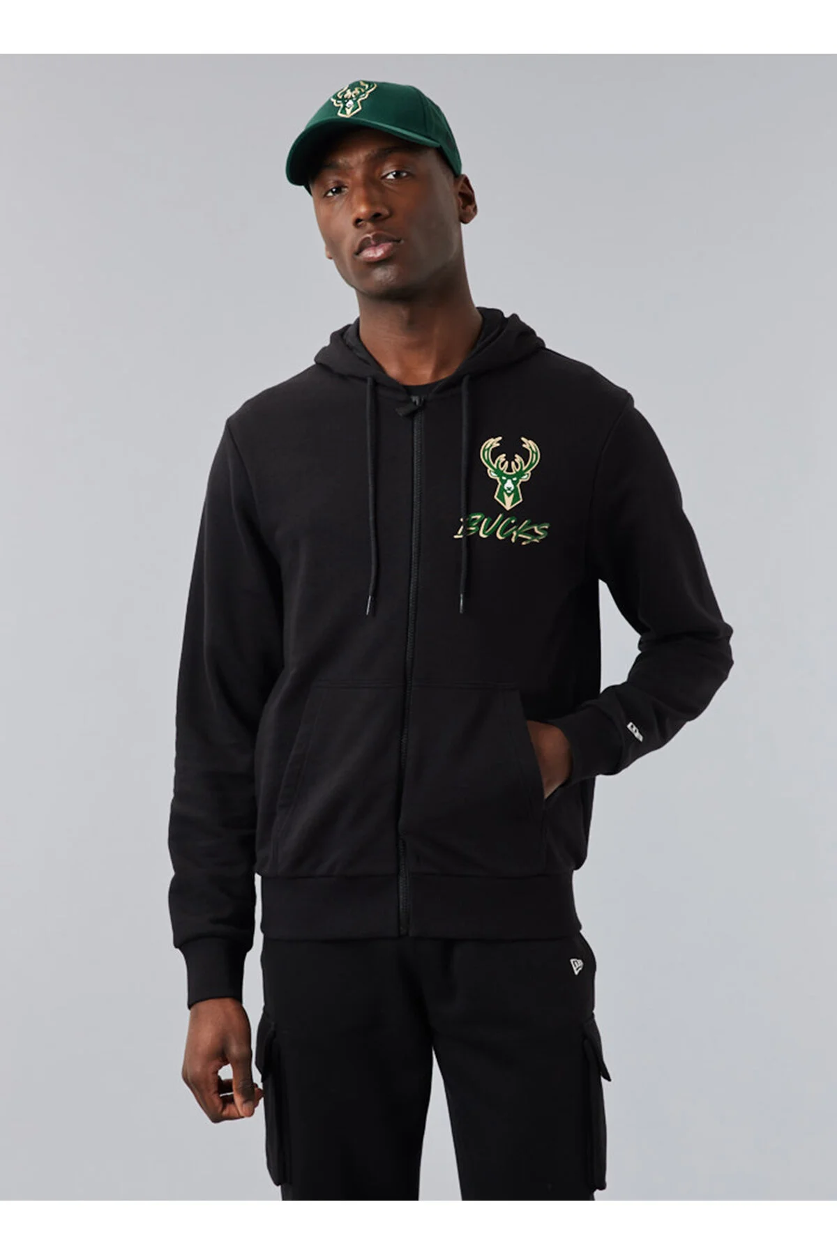 سویشرت مشکی مردانه یقه دار 60284687nba Script Fz Blkmp NEW ERA