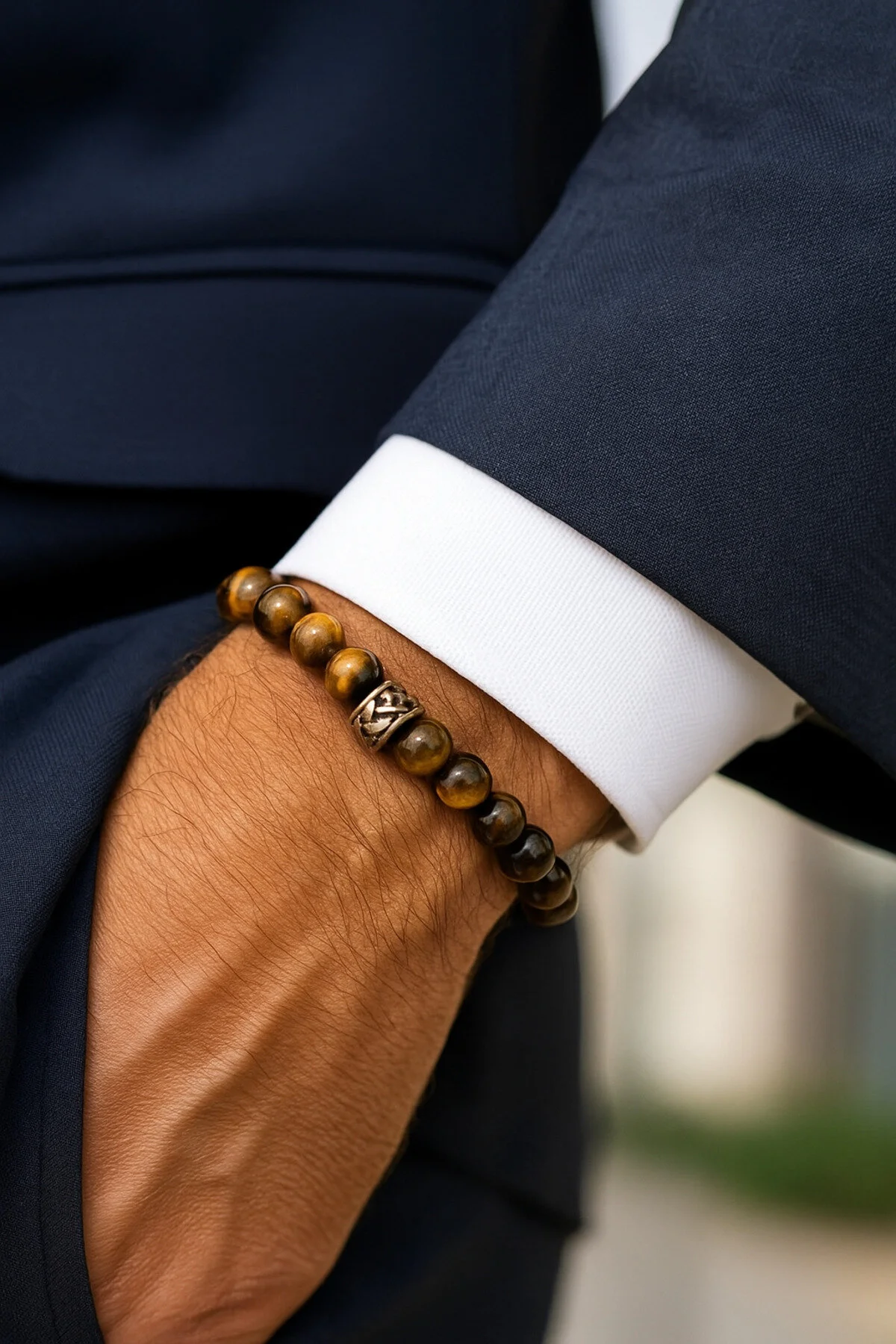 دستبند فشن سنگ طبیعی چشم ببر بسیار شیک با جزئیات فلزی Padore Accessory