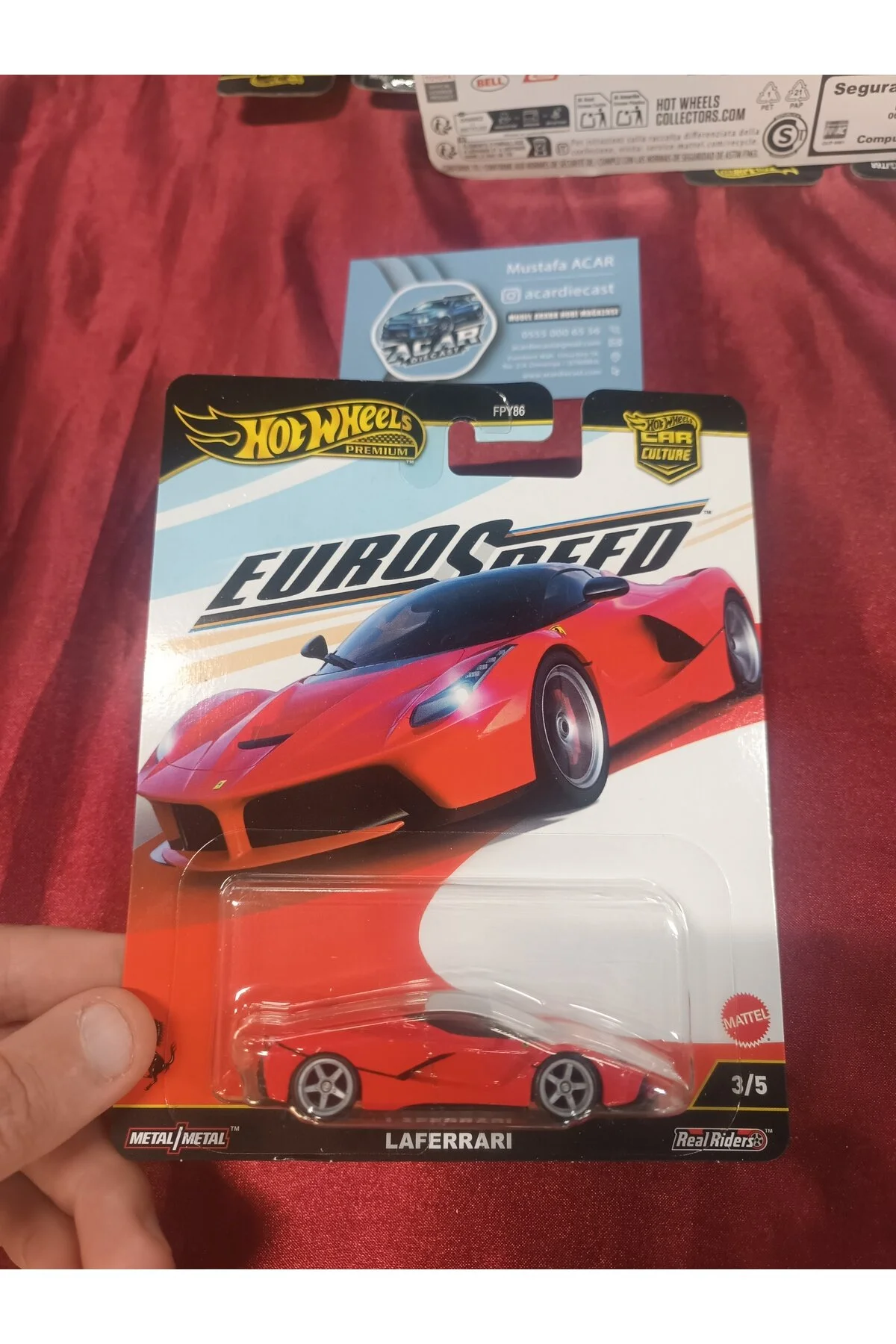 ماشین اسباب بازی لسن فراری اورجینال HOT WHEELS
