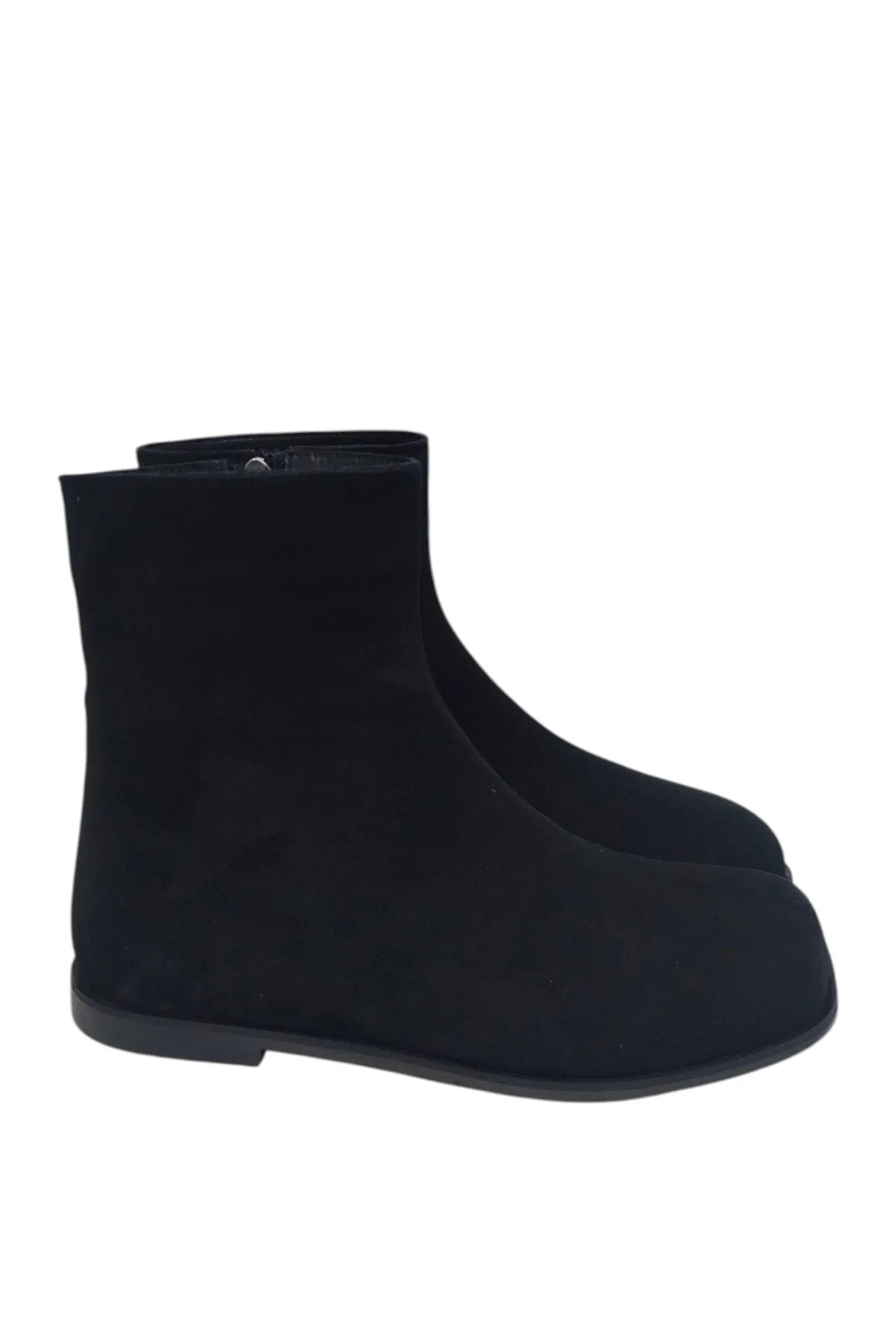 چکمه و بوت چکمه‌های زنانه چرم مشکی جیر طبیعی زیپ دار با کف پنجه‌ی چهارگوش DAILY DRY DRY SHOES