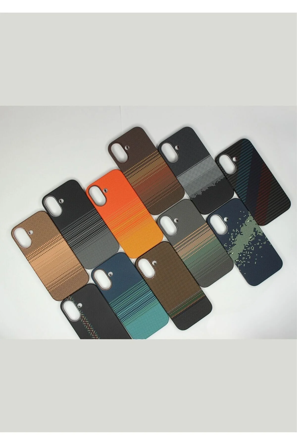 کاور و قاب گوشی آیفون 17 با روکش کربن کولار ممتاز Knit