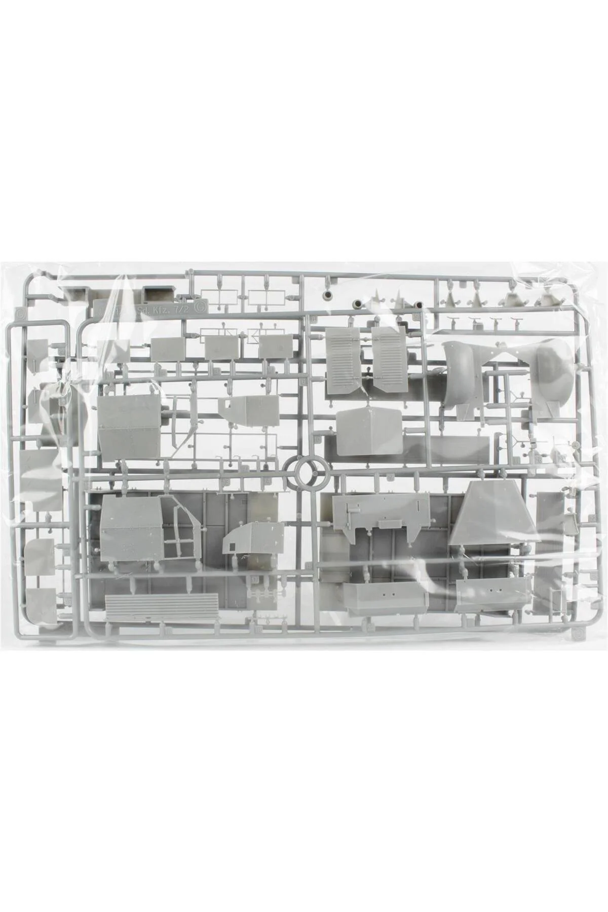 ماکت مردانه و زنانه 6553 1 35 مقیاس SD.KFZ.7 W 3.7CM VIAL 43 کیت مدل پلاستیکی پلاستیک هواپیما Dragon