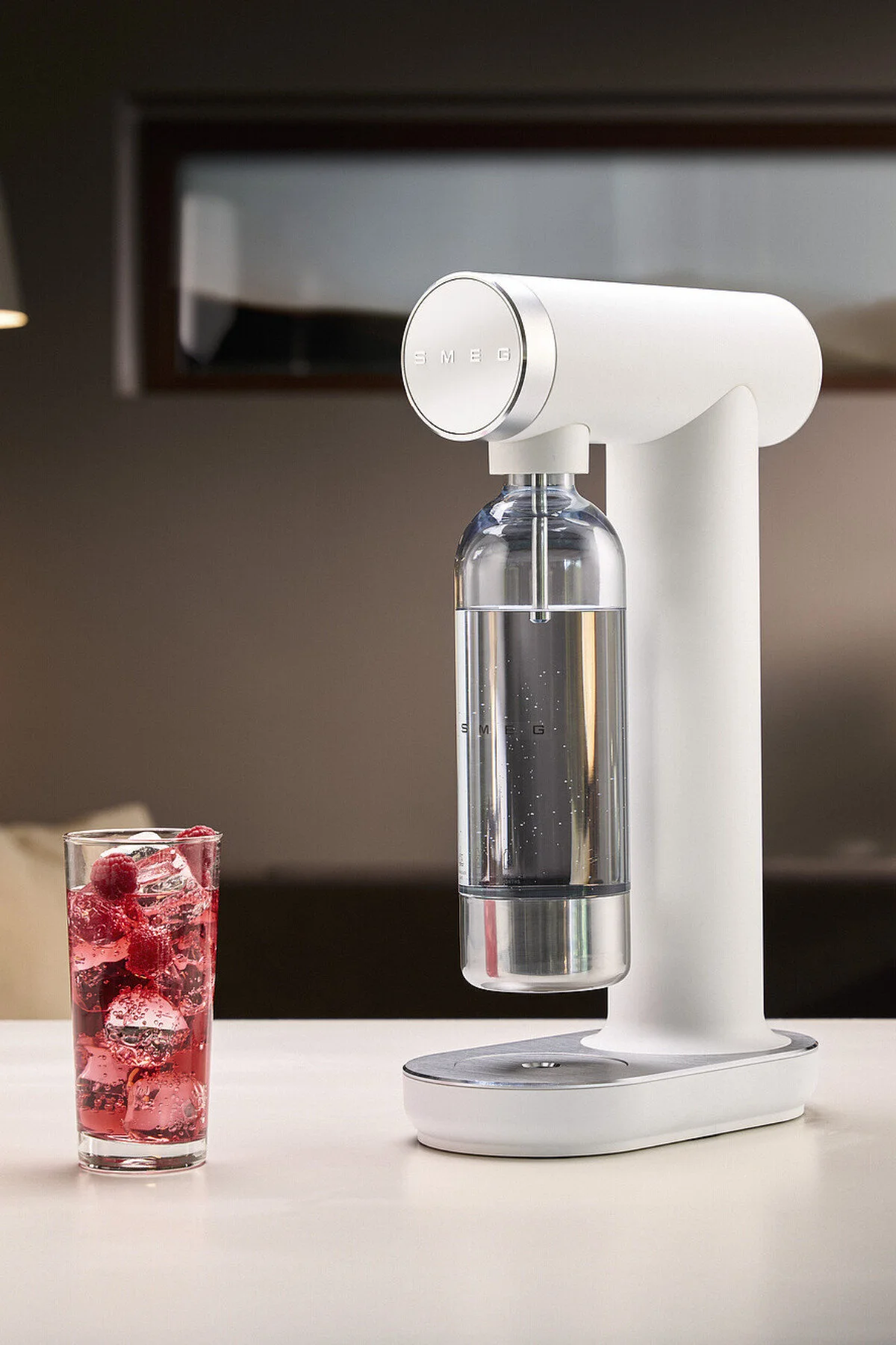 قهوه ساز فیلتری دستگاه سودا TRITAN™ RENEW MATTE سفید اورجینال Smeg