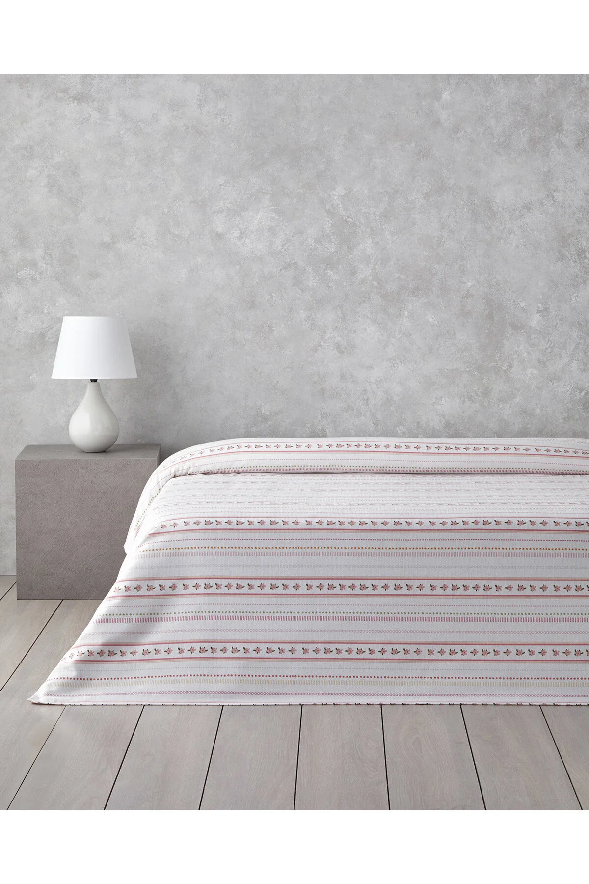 پیکه دو نفره و ست DAISY STRIPES ECOSOFT DOUBLE PIKE 200X220 CM PINK English Home