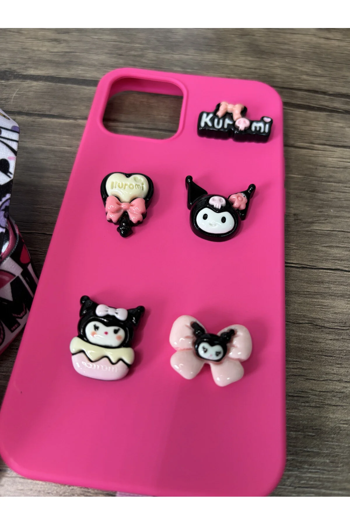 کاور و قاب ست گوشی PINK IPHONE 11 PRO با شخصیت های کارتونی صورتی زیبا MoonArtica