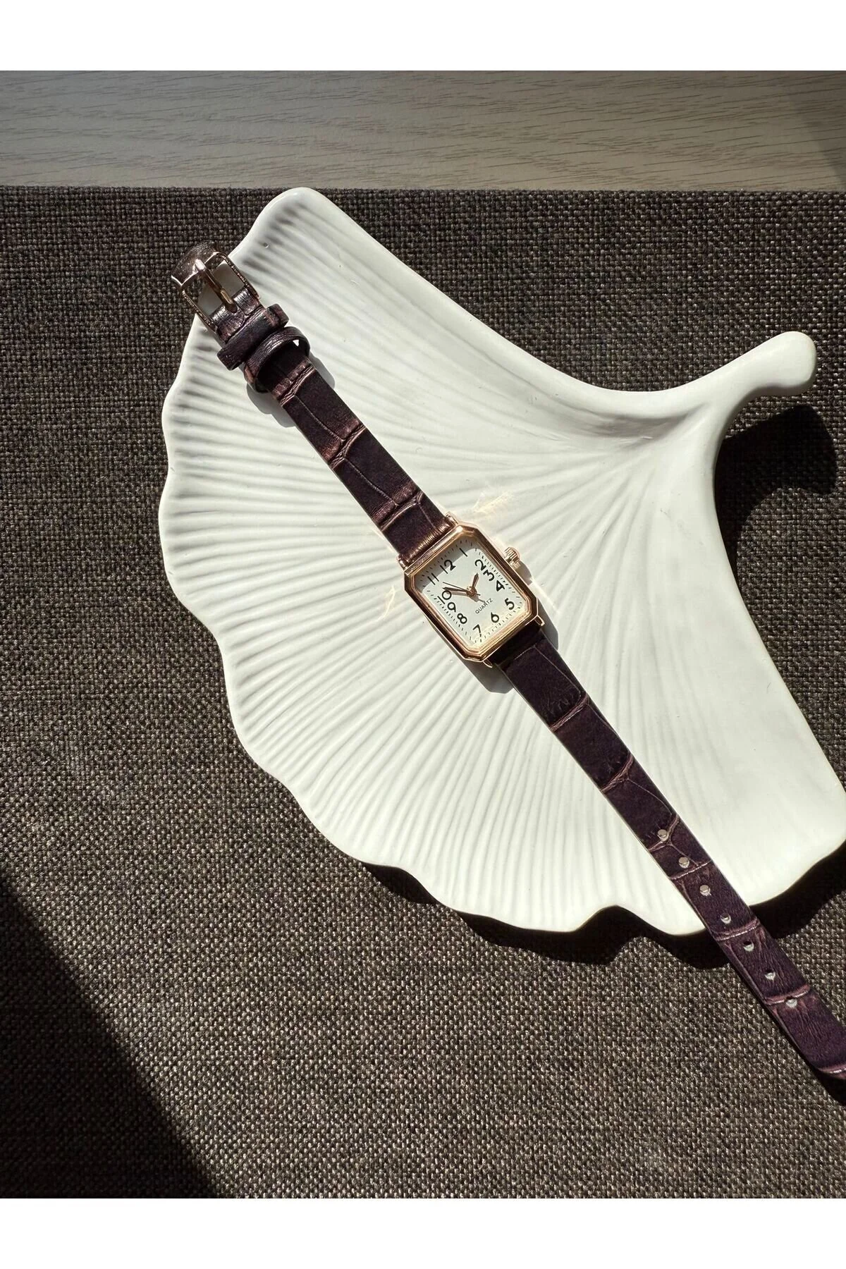 ساعت قاب رز دوردون چرمی رترو مینیمال مچی زنانه RUBSEY VINTAGE QUARTZ