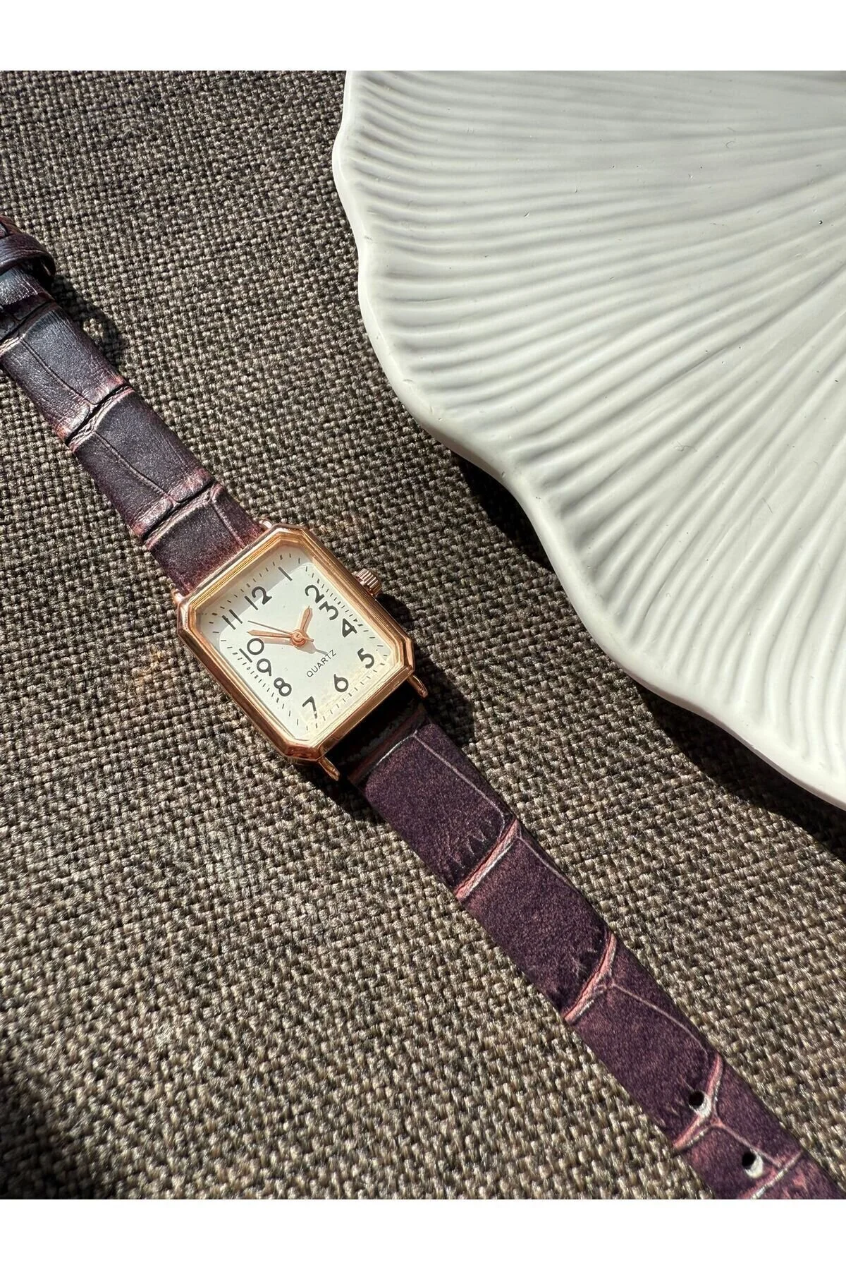 ساعت قاب رز دوردون چرمی رترو مینیمال مچی زنانه RUBSEY VINTAGE QUARTZ