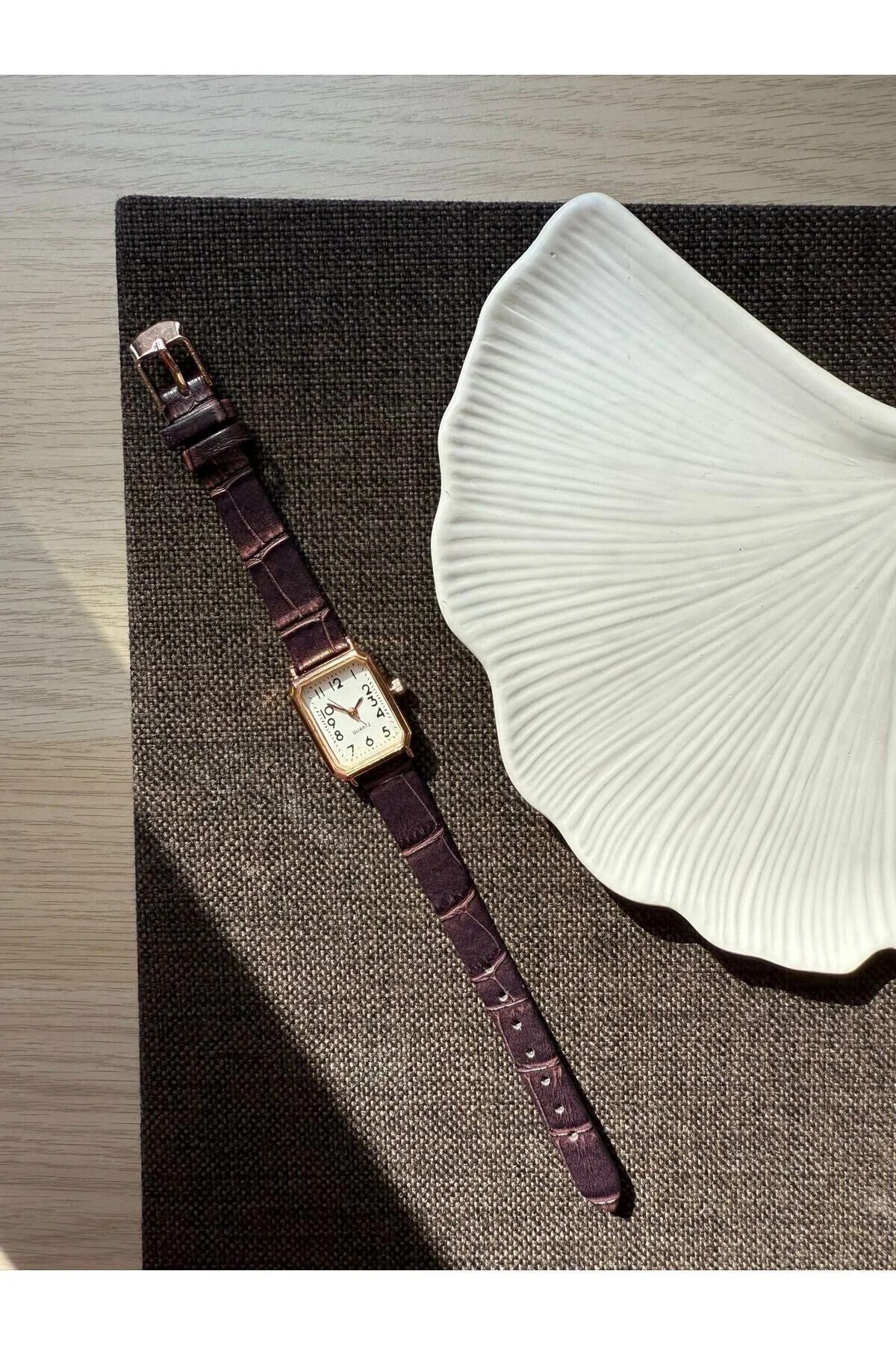 ساعت قاب رز دوردون چرمی رترو مینیمال مچی زنانه RUBSEY VINTAGE QUARTZ