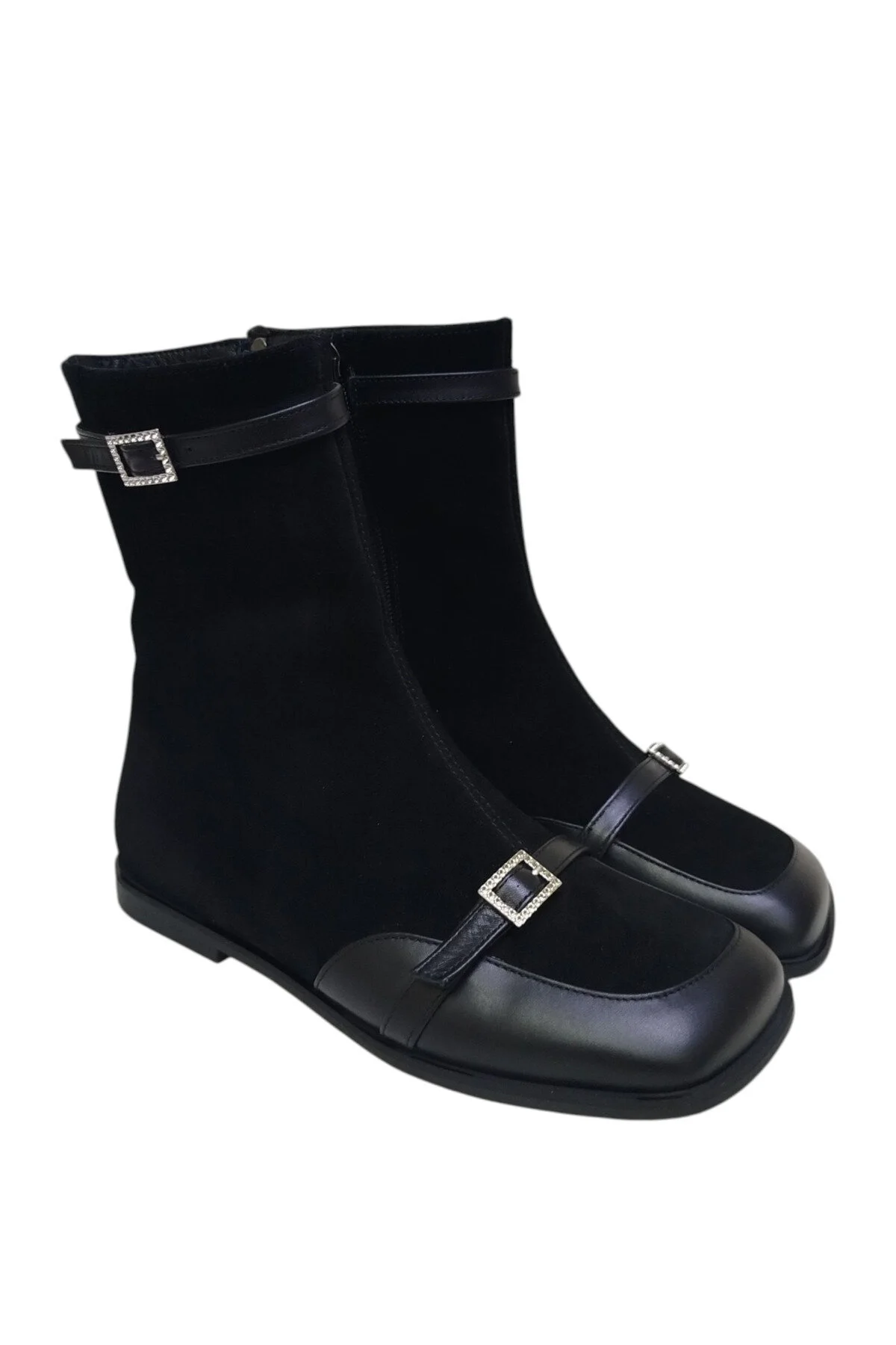 چکمه و بوت چرم اصل مشکی جیر کفش زنانه پنجه مربعی کف زیپ سگک DRY DRY SHOES
