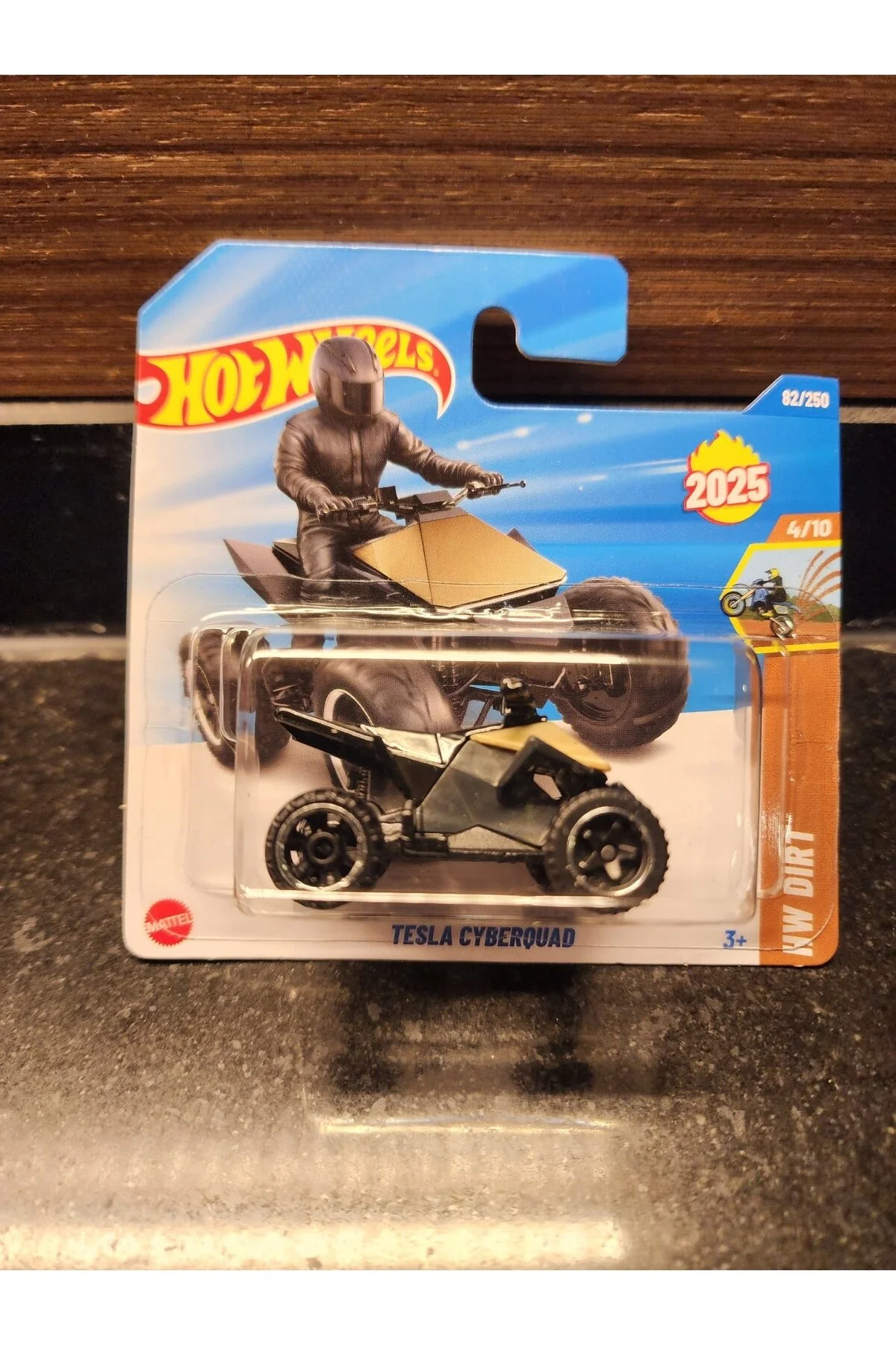 مدل خودرو 1 64 تسلا CYBERQUAD از ترکیه HOT WHEELS