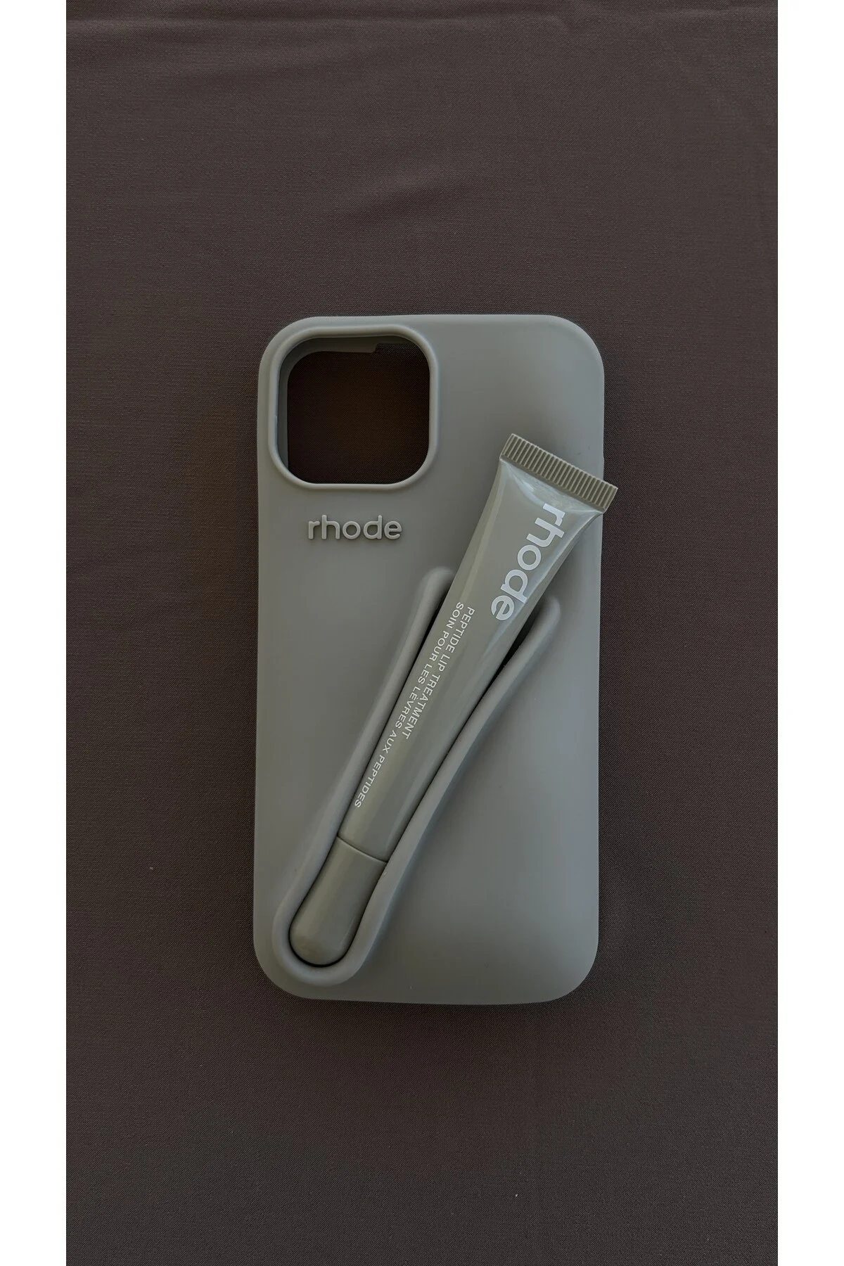 کاور و قاب RHODE GREY + رژ لب سازگار با آیفون 13 14 15 StoreCase