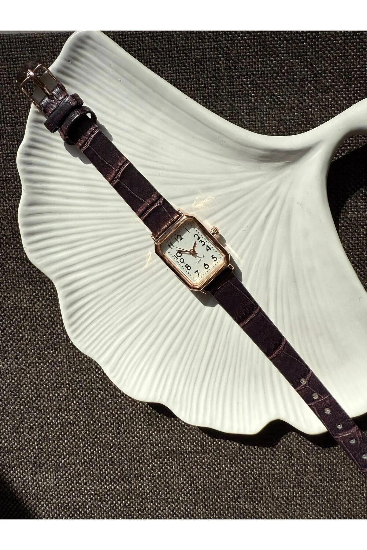 ساعت قاب رز دوردون چرمی رترو مینیمال مچی زنانه RUBSEY VINTAGE QUARTZ