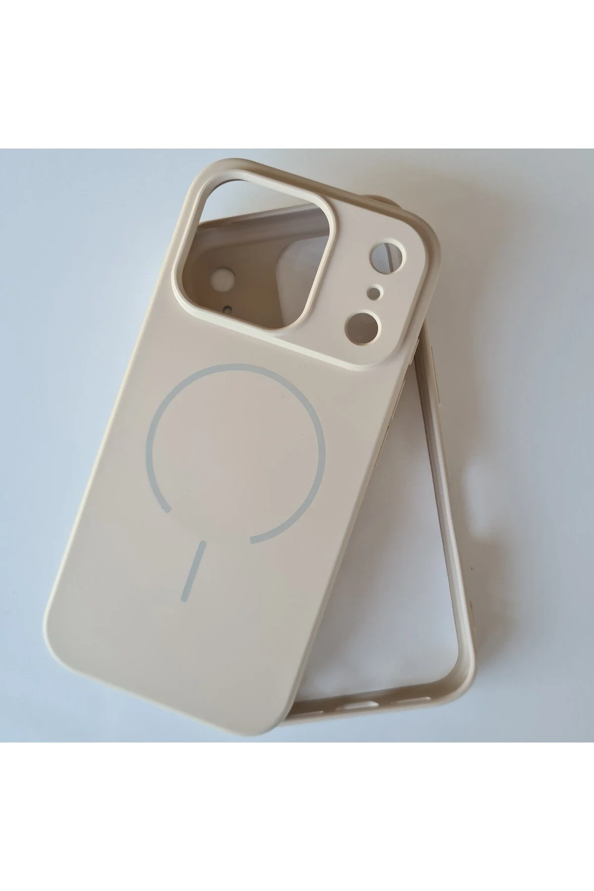 کاور و قاب ضد ضربه سازگار با IPHONE 17 PROMAX MAGSAFE قابلیت شارژ بی سیم More Gsm
