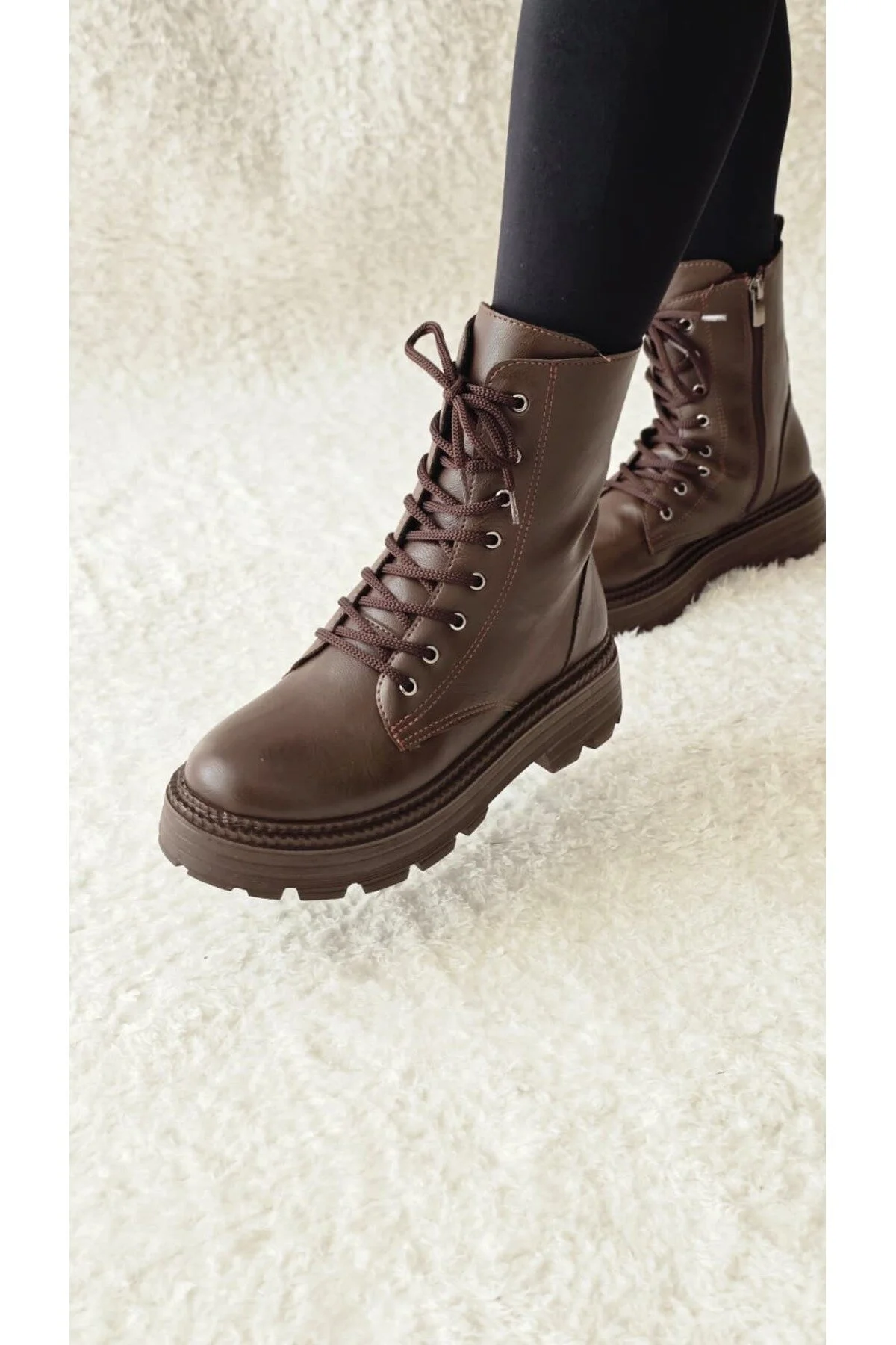چکمه و بوت زنانه توری قهوه ای زیپ دار ملینتا Melinta Shoes